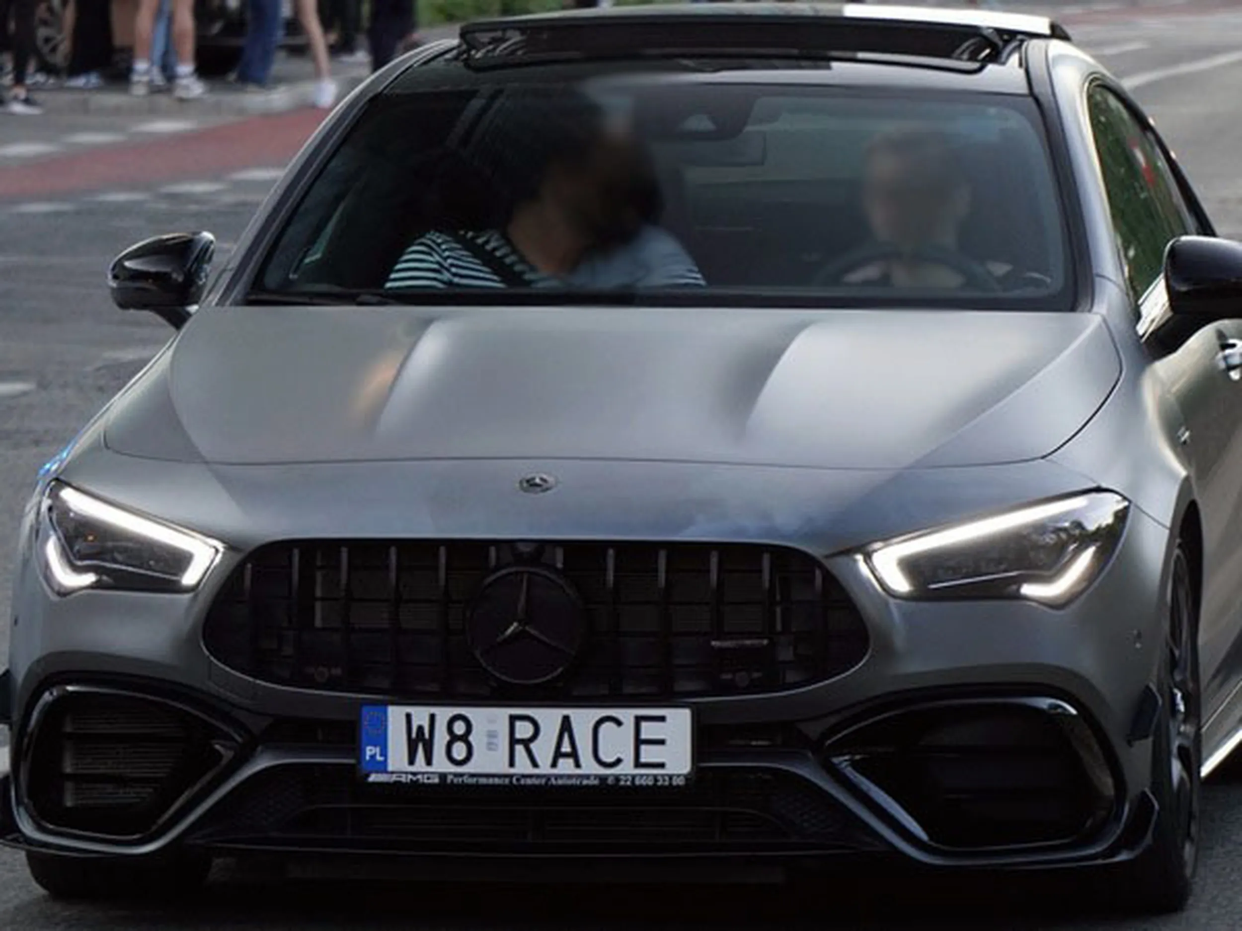 Fajny numer, blacha W8 RACE