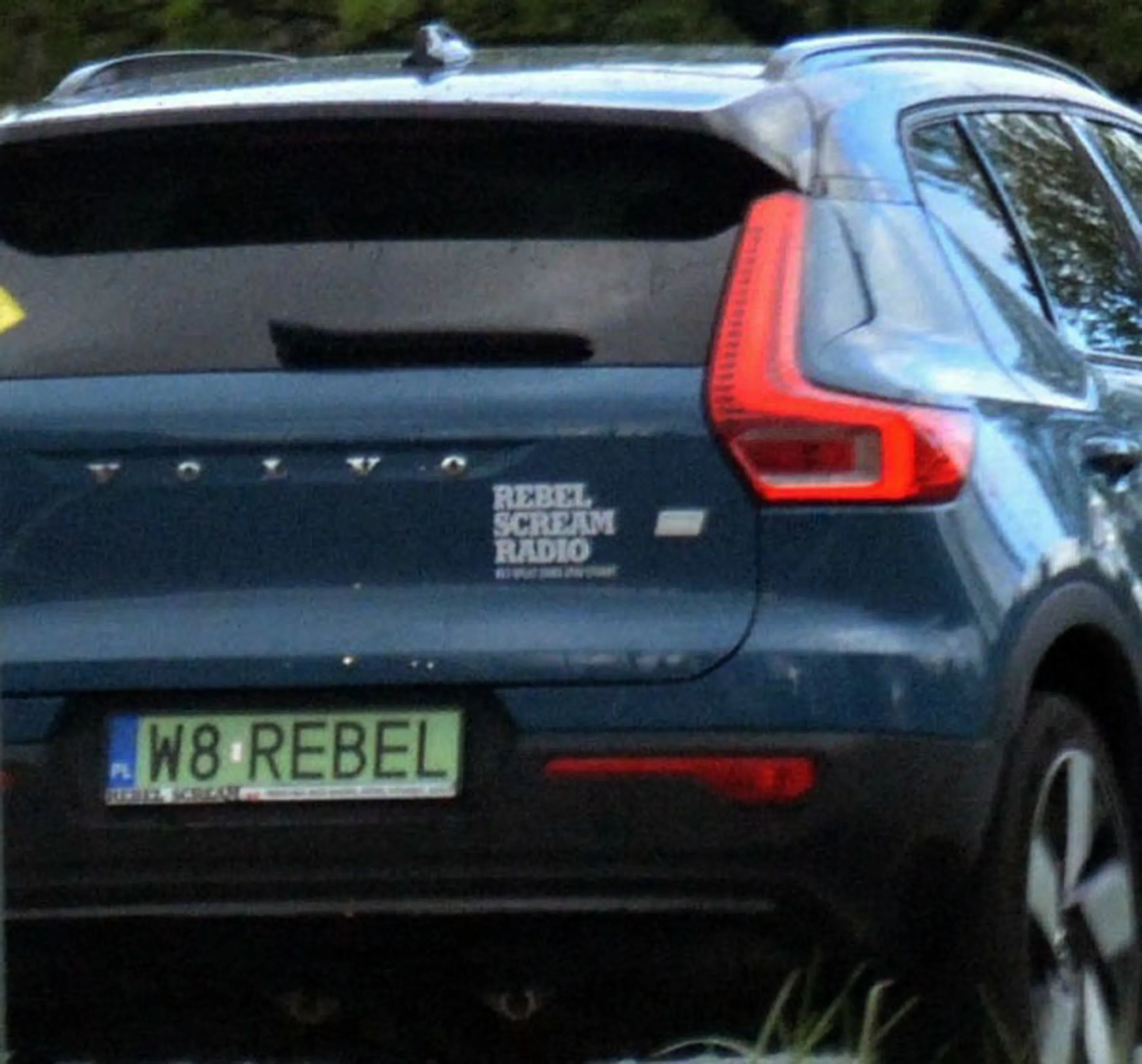 Fajny numer, blacha W8 REBEL