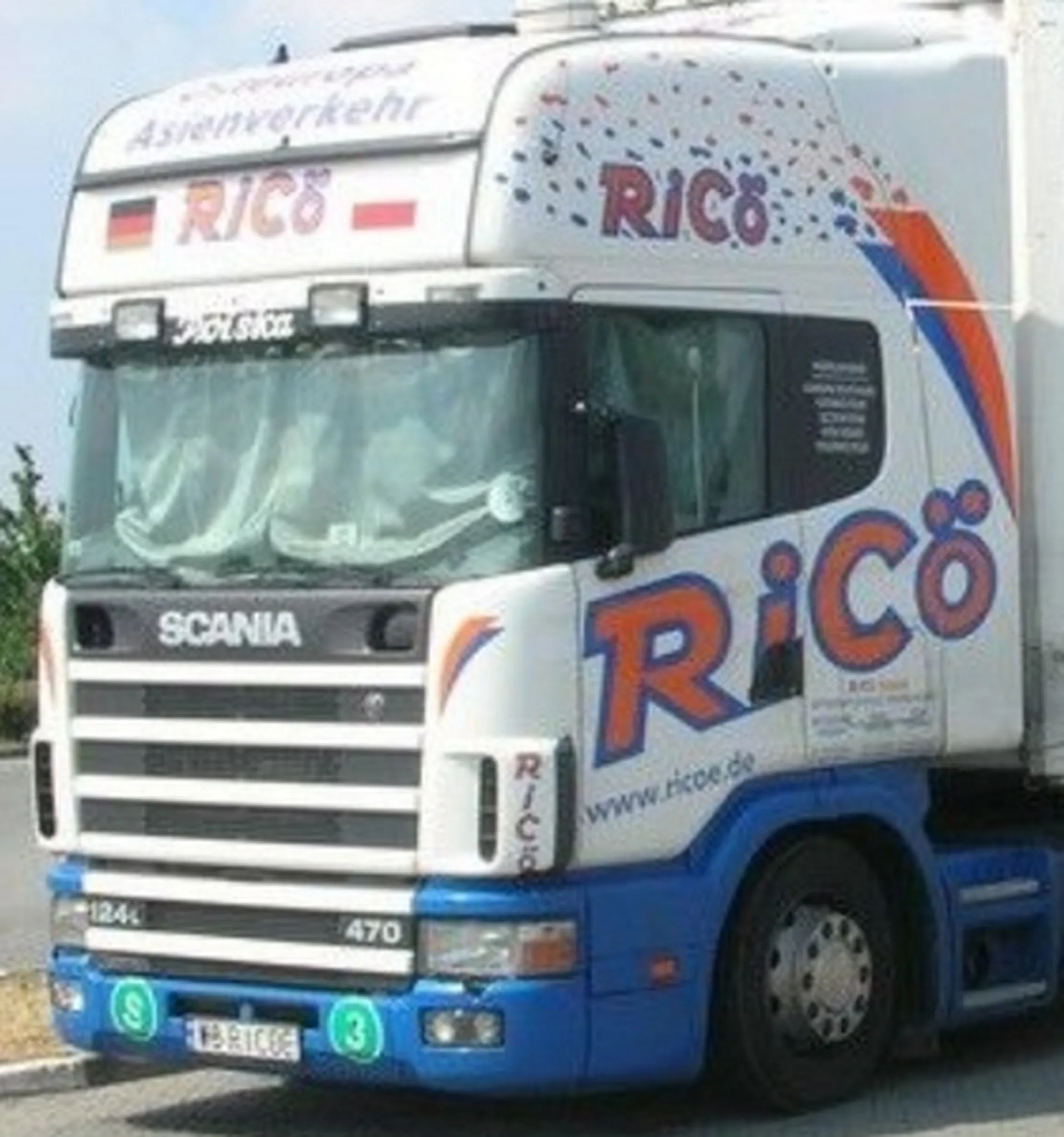 Fajny numer, blacha W8 RICOE