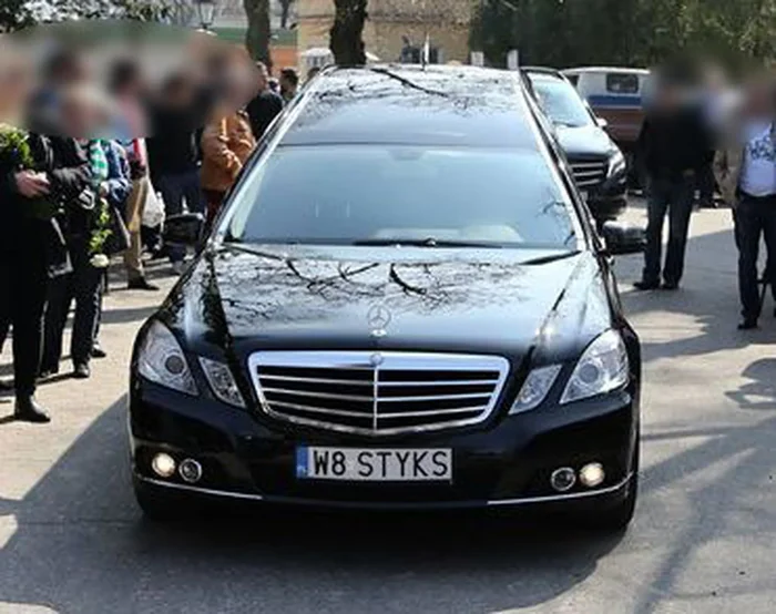 Fajny numer, blacha W8 STYKS