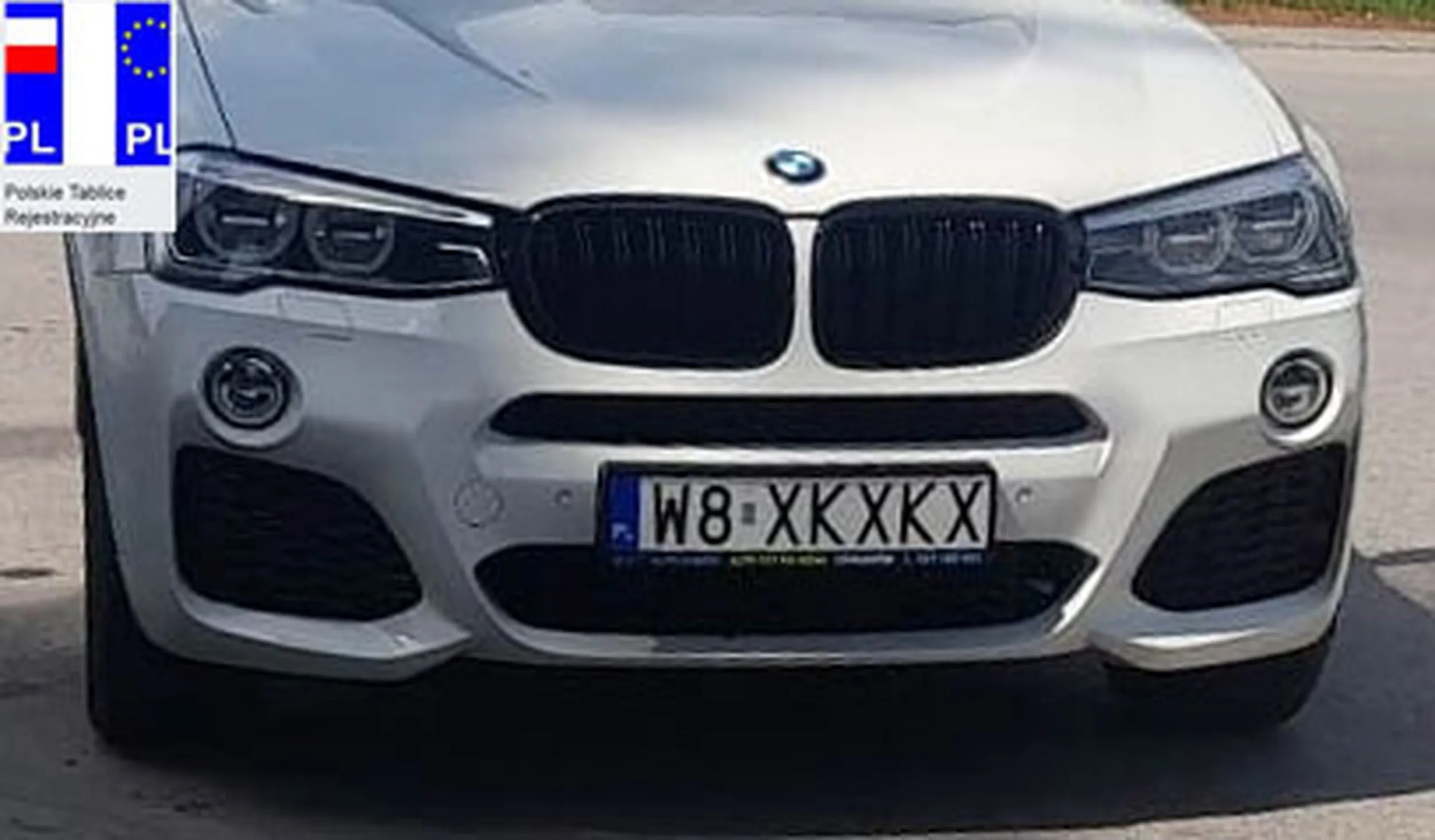 Fajny numer, blacha W8 XKXKX