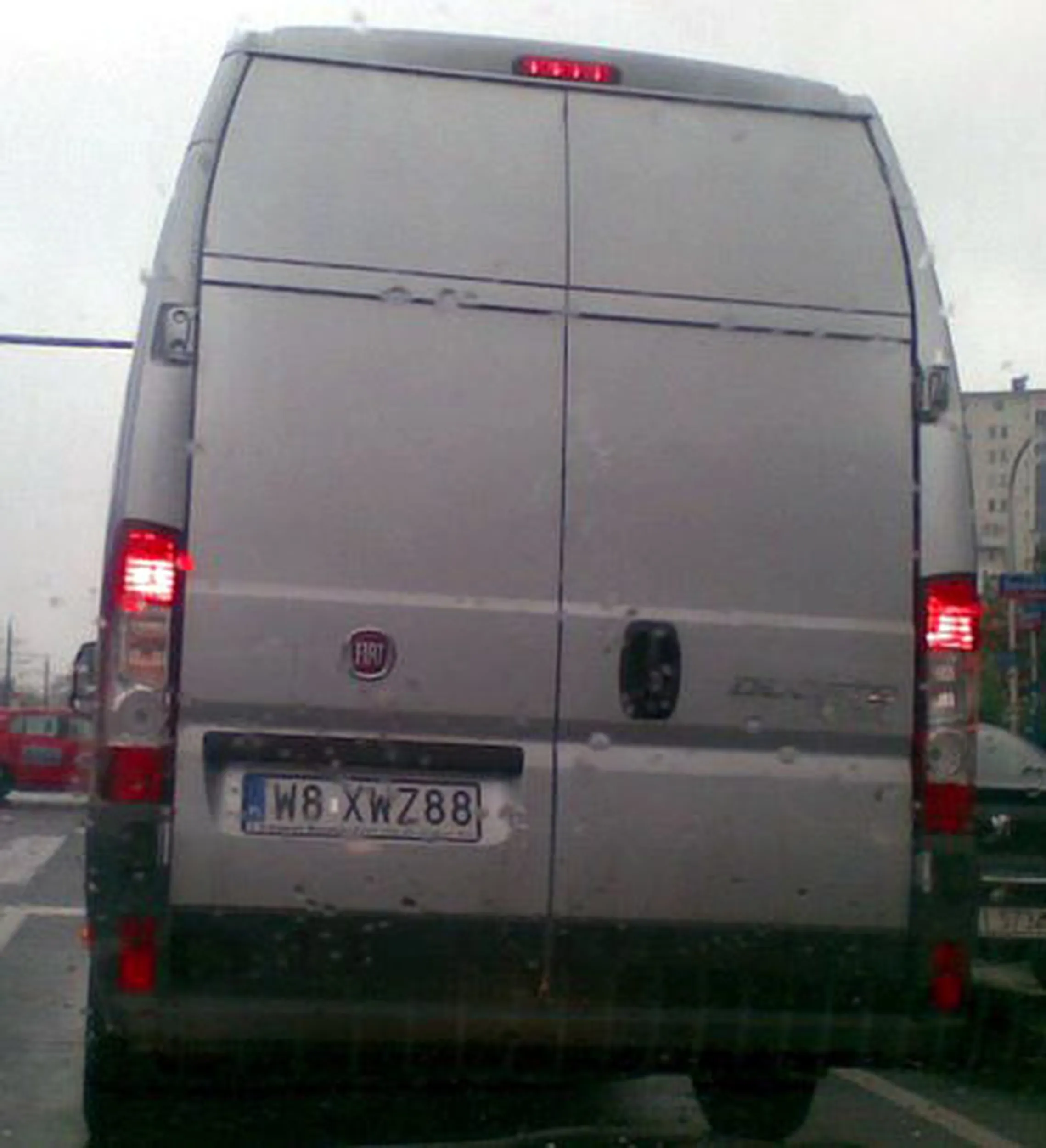 Fajny numer, blacha W8 XWZ88