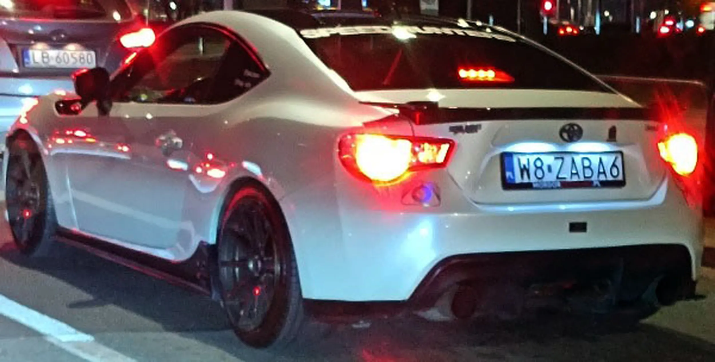 Fajny numer, blacha W8 ZABA6