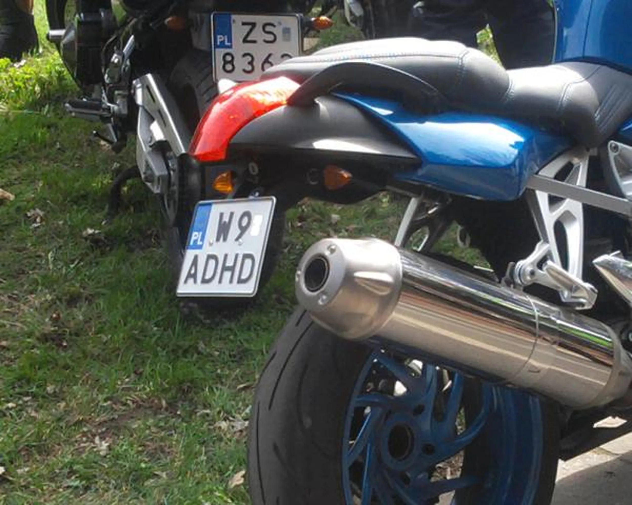 Fajny numer, blacha W9 ADHD