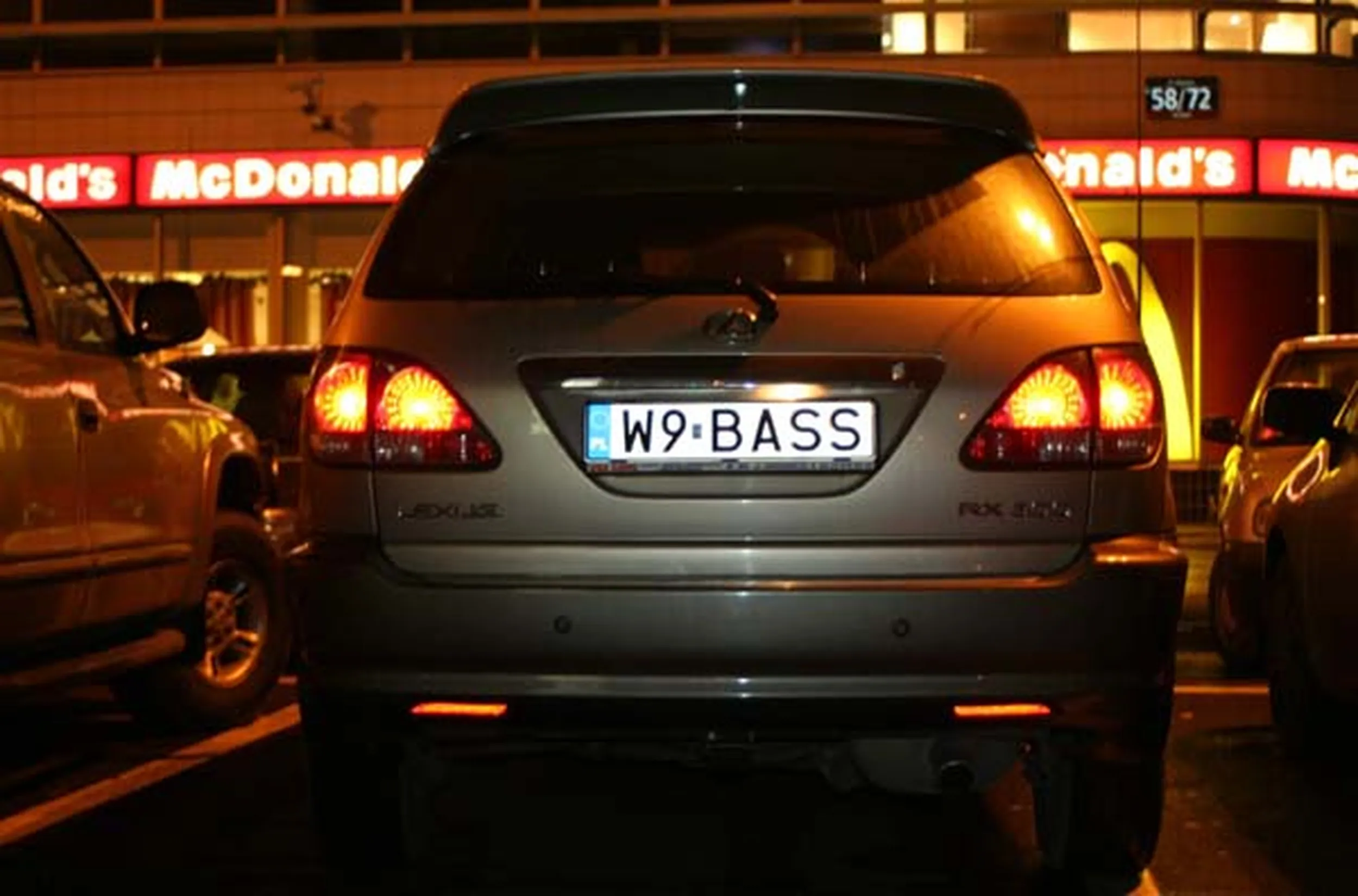 Fajny numer, blacha W9 BASS