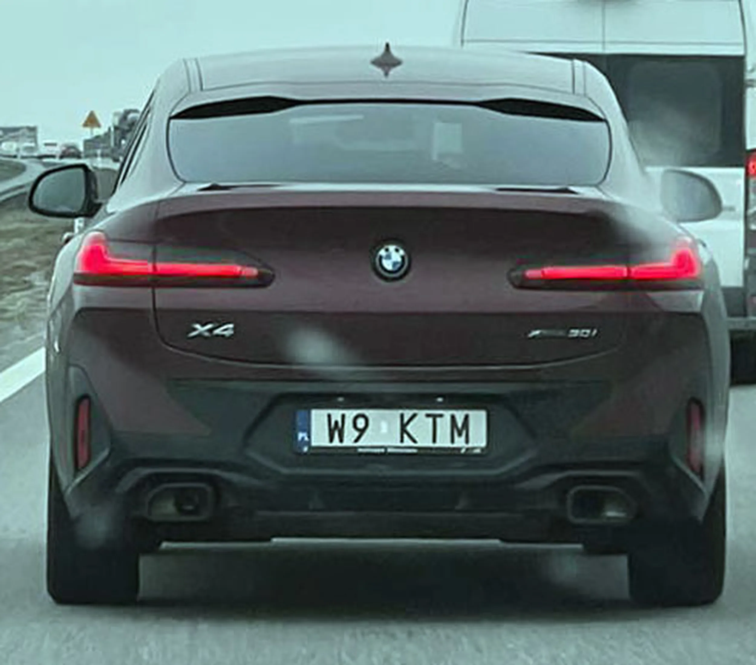 Fajny numer, blacha W9 KTM