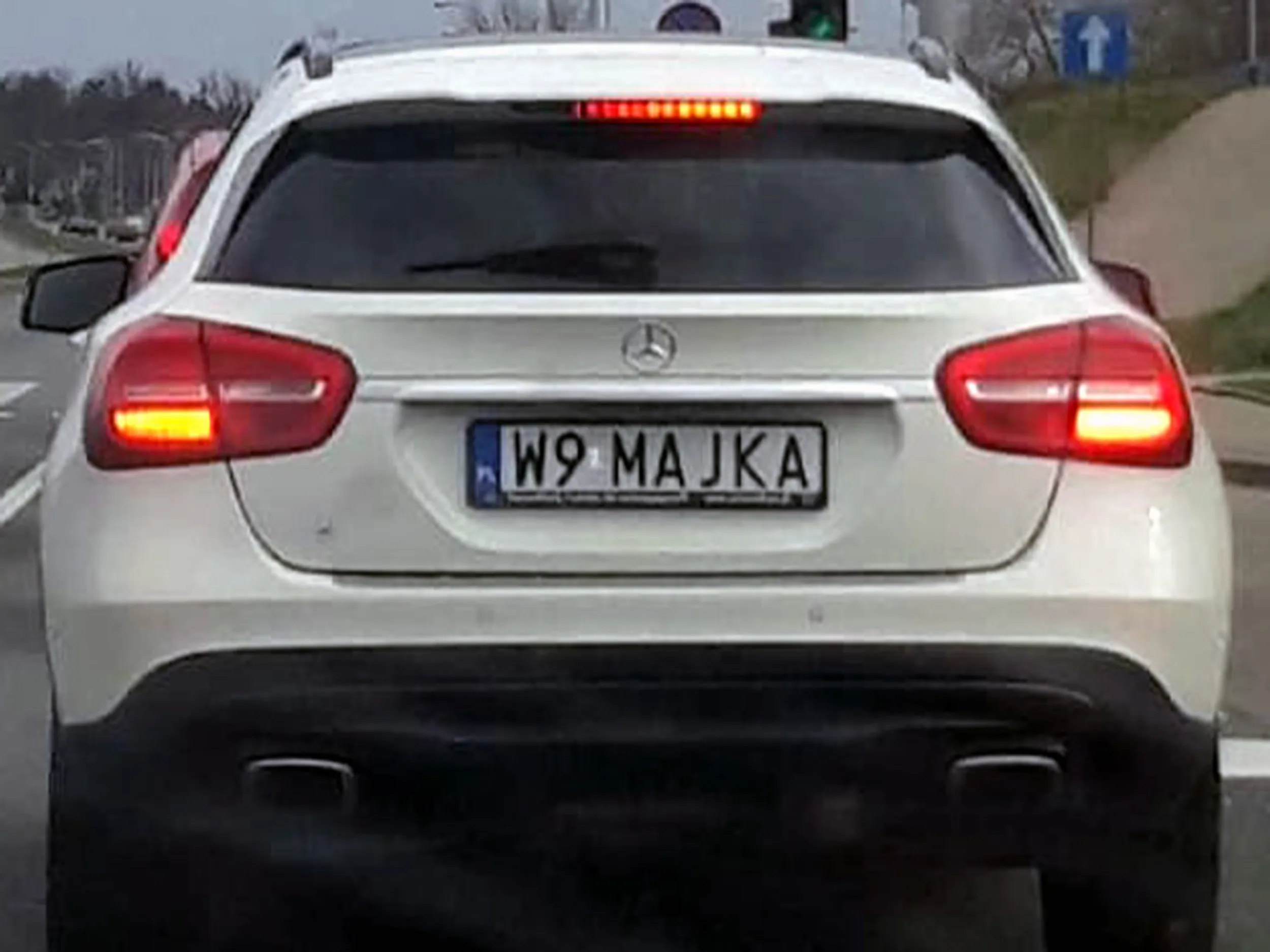 Fajny numer, blacha W9 MAJKA