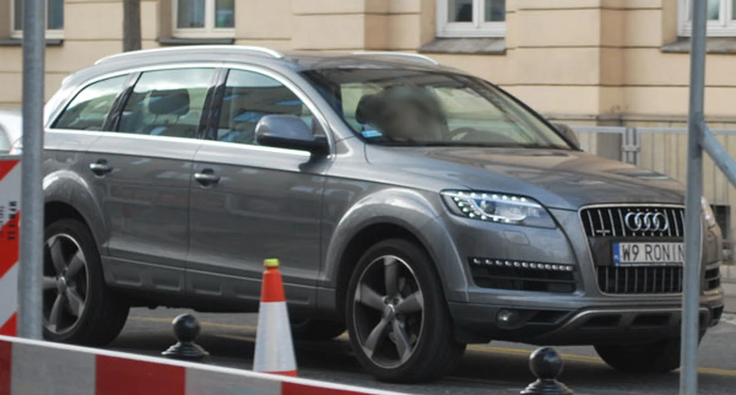 Fajny numer, blacha W9 RONIN