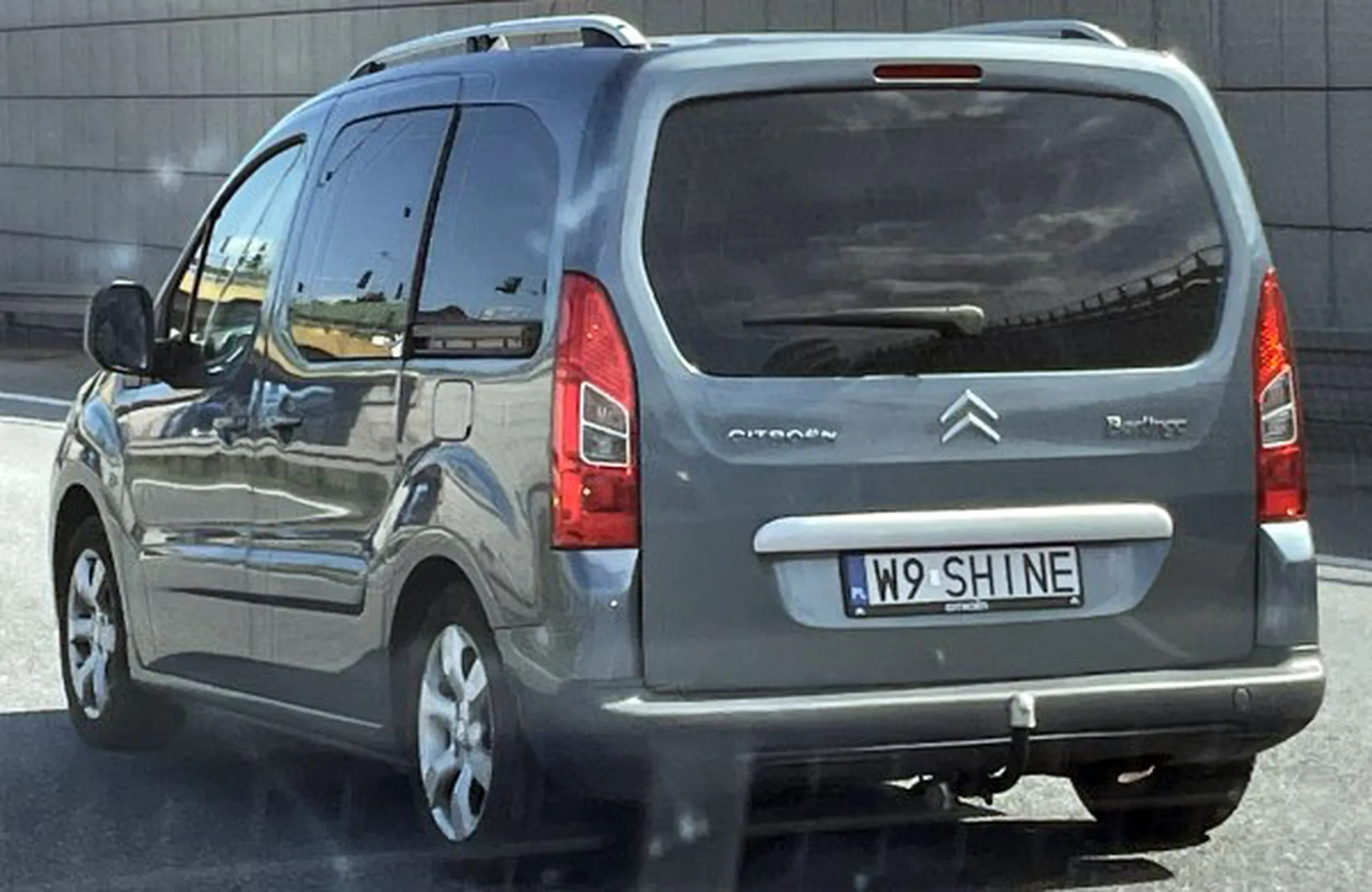 Fajny numer, blacha W9 SHINE