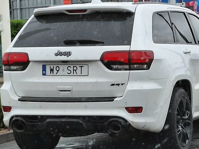 Fajny numer, blacha W9 SRT