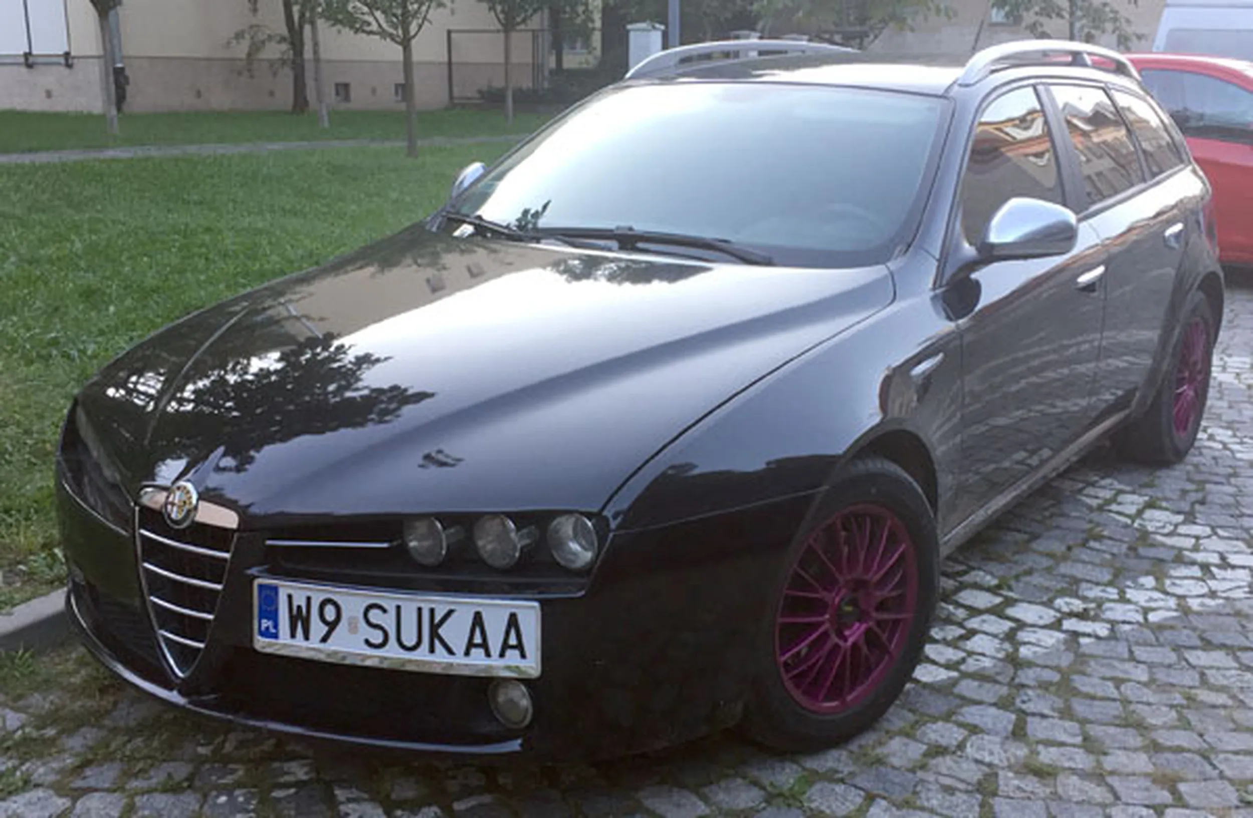 Fajny numer, blacha W9 SUKAA