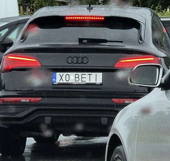 Fajny numer, blacha X0 BETI