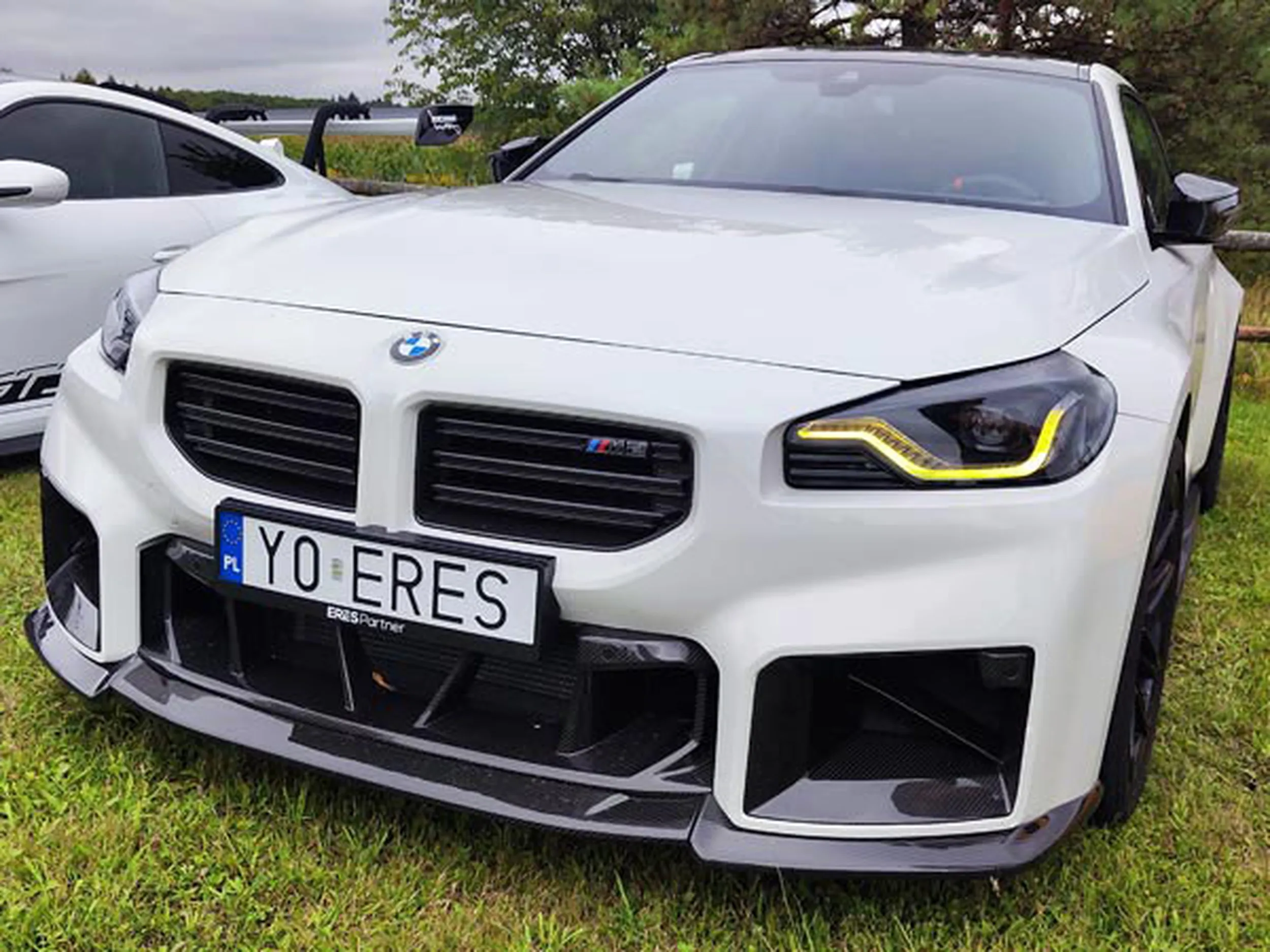 Fajny numer, blacha Y0 ERES