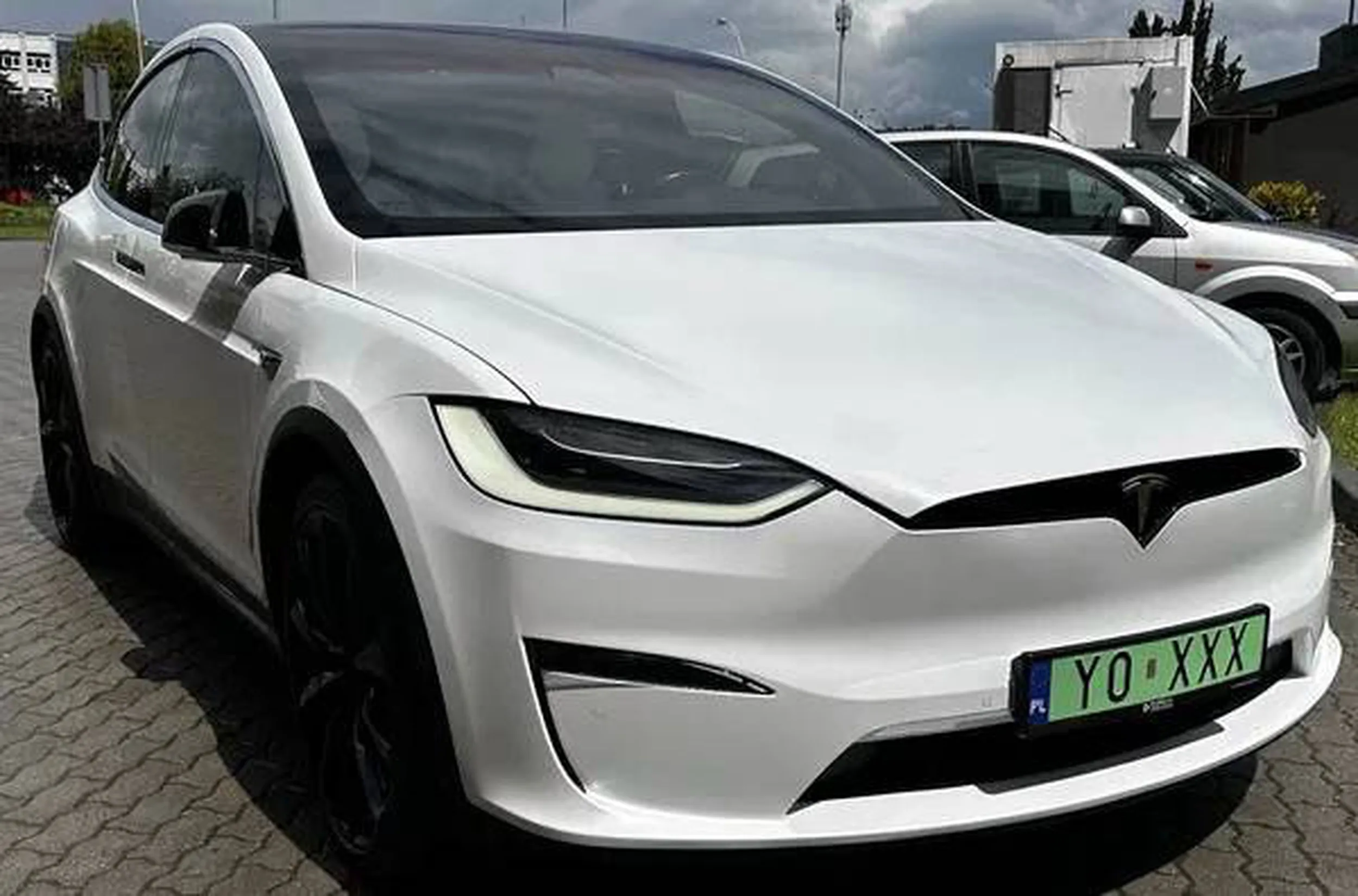 Fajny numer, blacha Y0 XXX