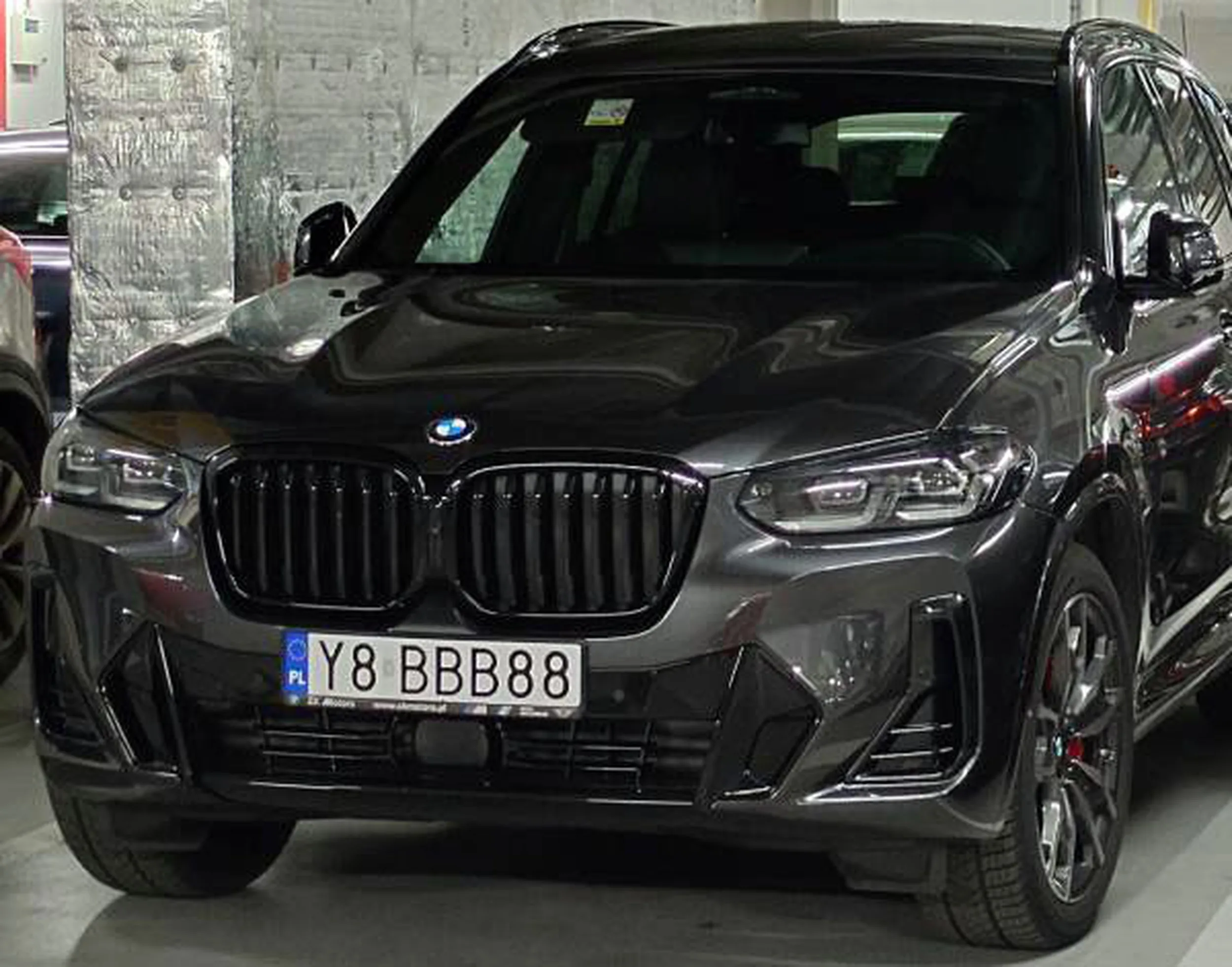 Fajny numer, blacha Y8 BBB88