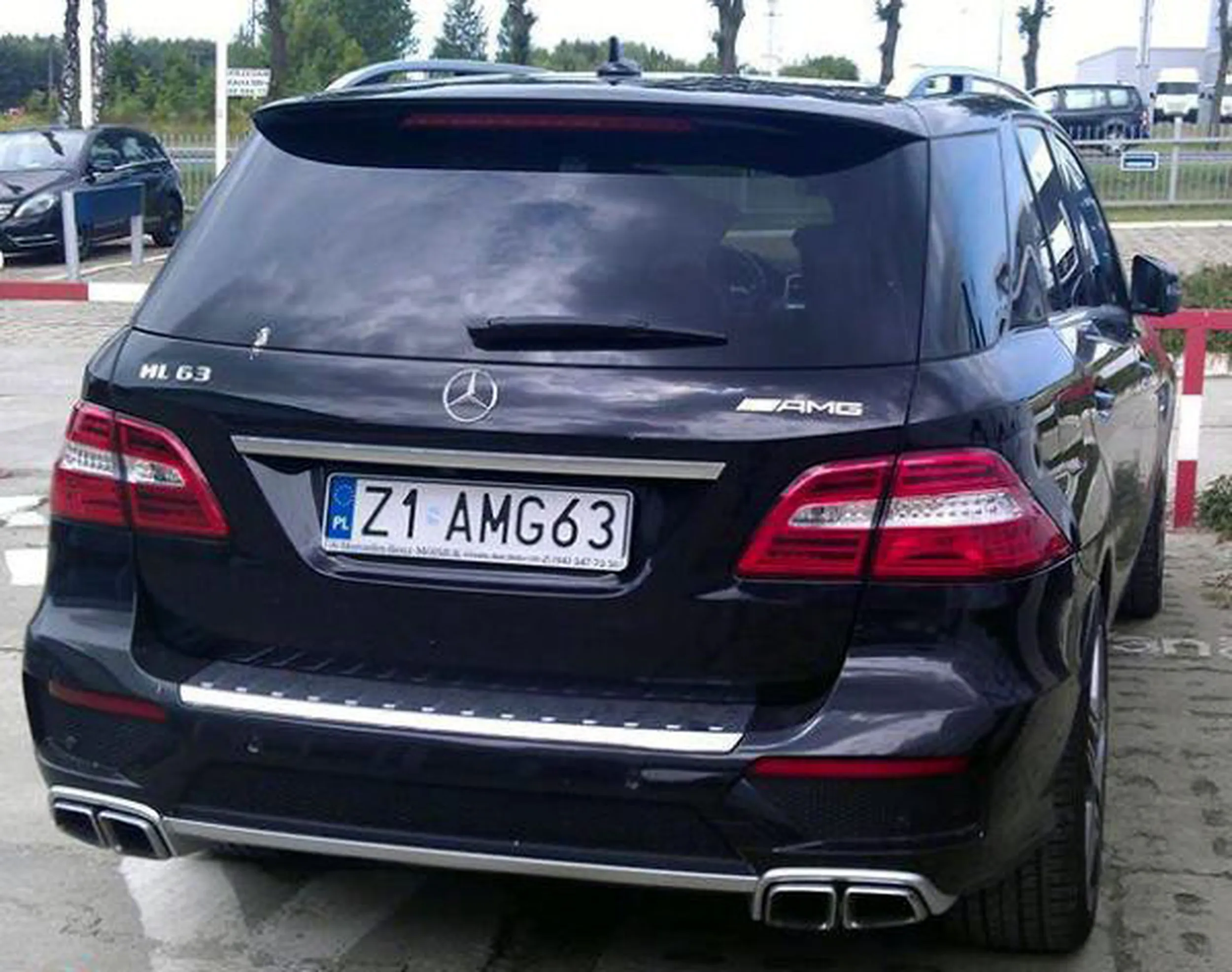 Fajny numer, blacha Z1 AMG63