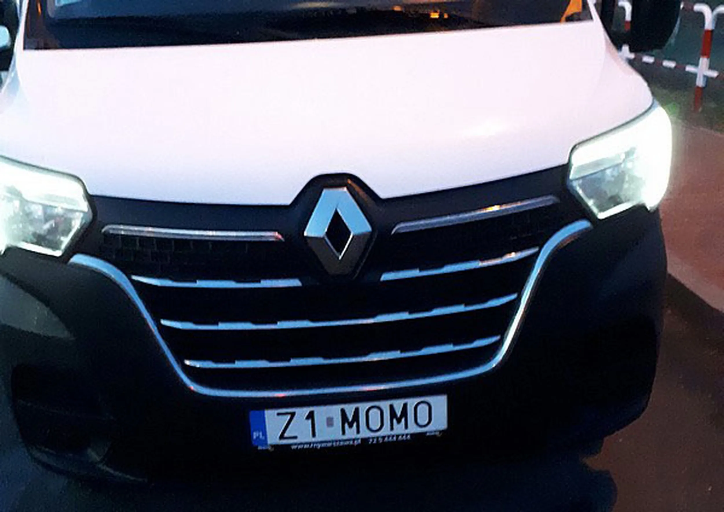 Fajny numer, blacha Z1 MOMO