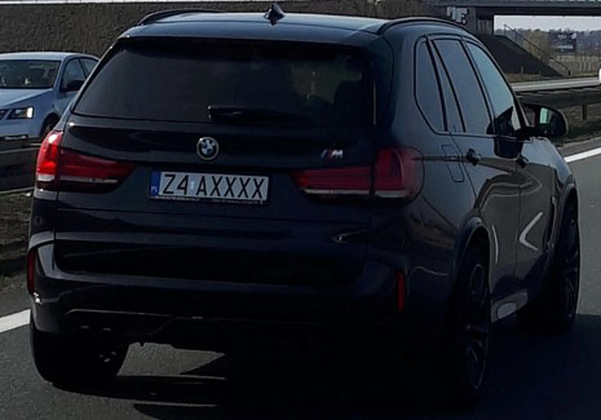 Fajny numer, blacha Z4 AXXXX