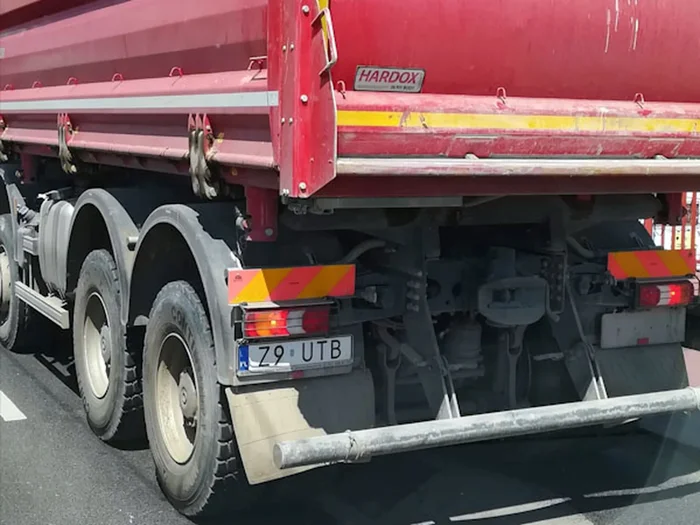 Fajny numer, blacha Z9 UTB