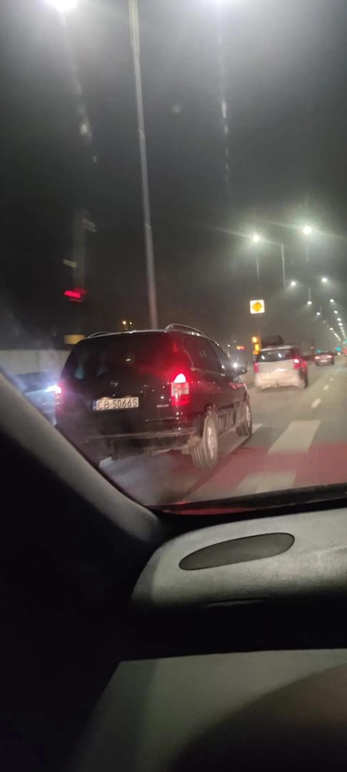 Przestań odpierdalać Kubicę za kółkiem i patrz w lusterka przed zmianą pasa