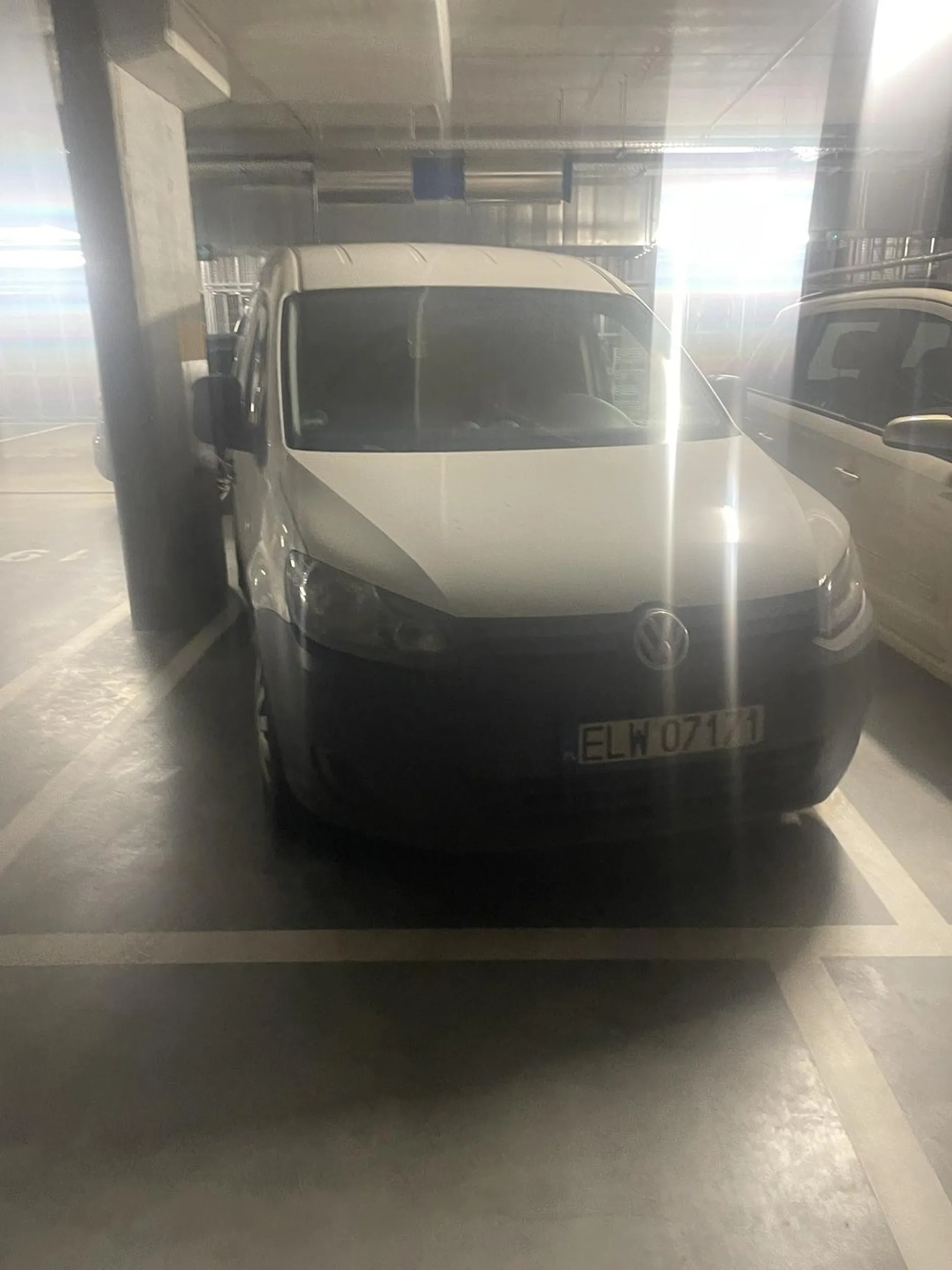 Zajął moje miejsce parkingowe w parkingu podziemnym, brak słów! I jeszcze jak zaparkował!