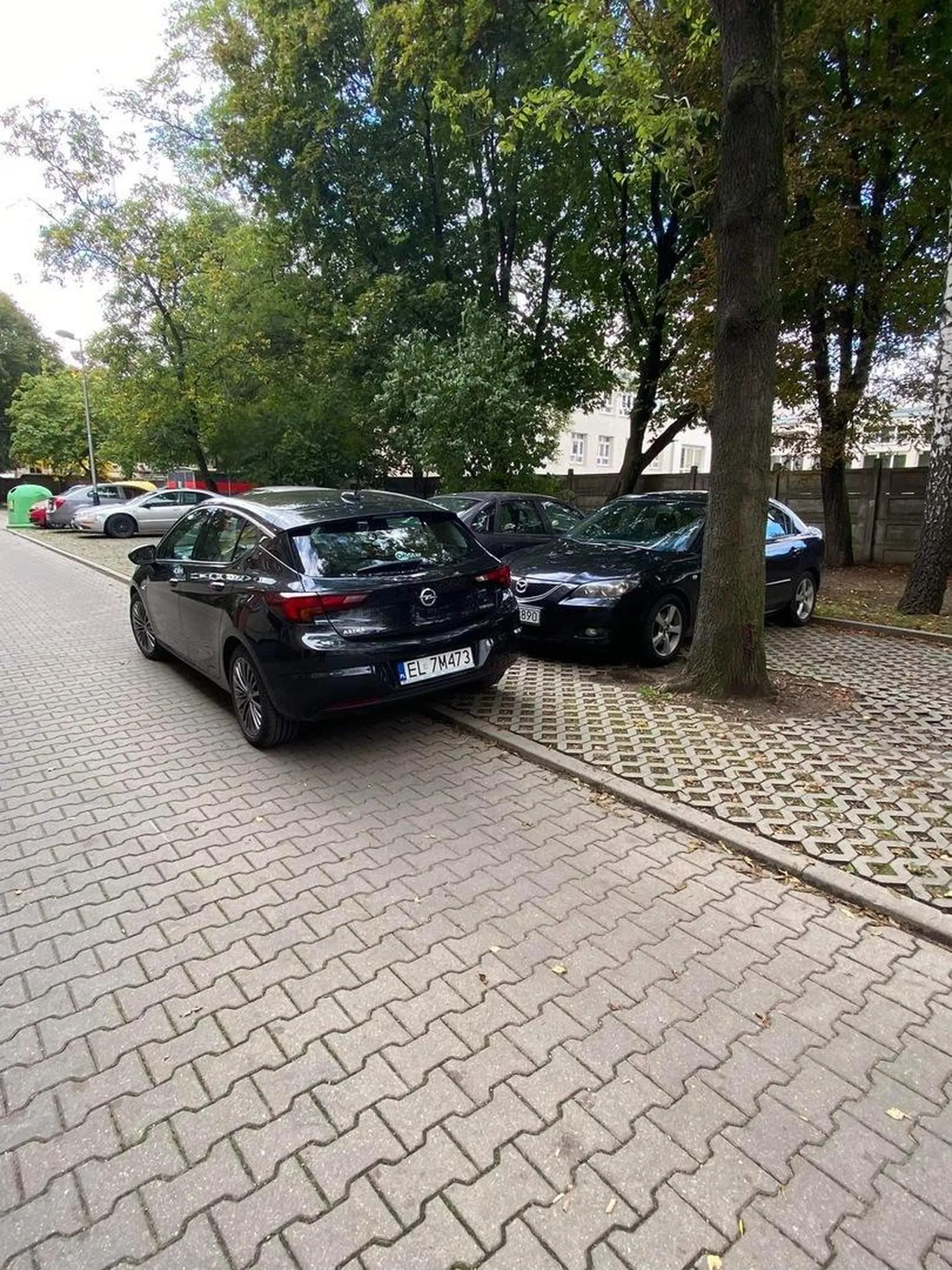 Ch*j jeb*ny zastawia ludzi NIE POLECAM