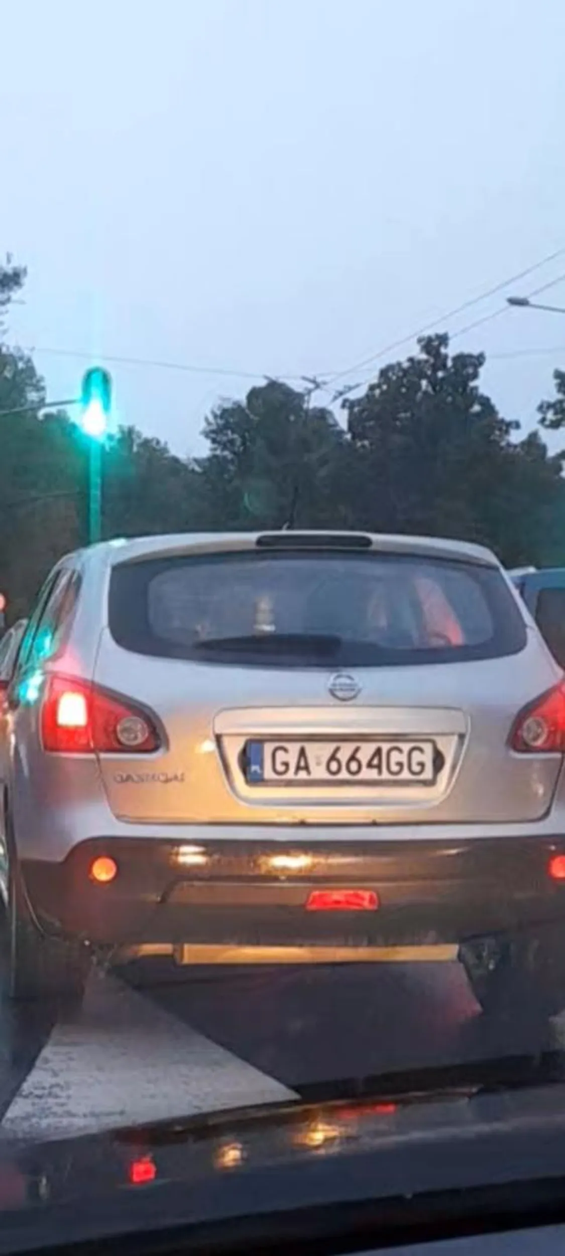 Nastepny nie wie do czego służy lewy pas na pewno nie do blokowania i robienie korka