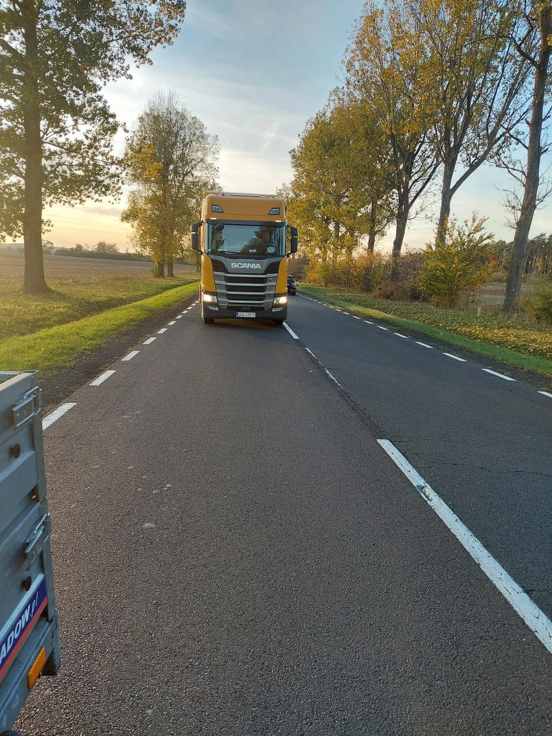 Znajdę tego kierowcę który nie dał się wyprzedzić a jak go zatrzymałem to mi gazem psiknął