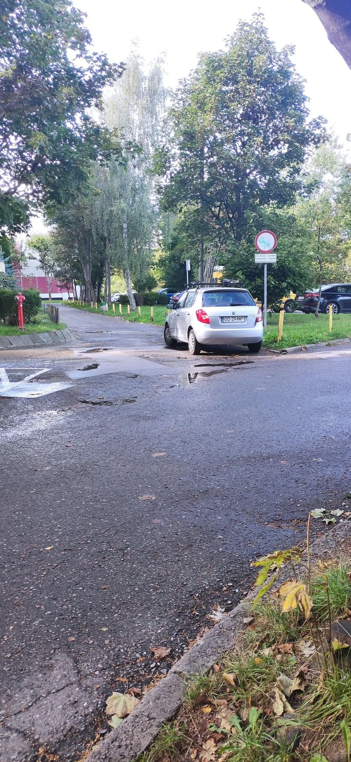 Wiecznie blokuje drogę pożarowa