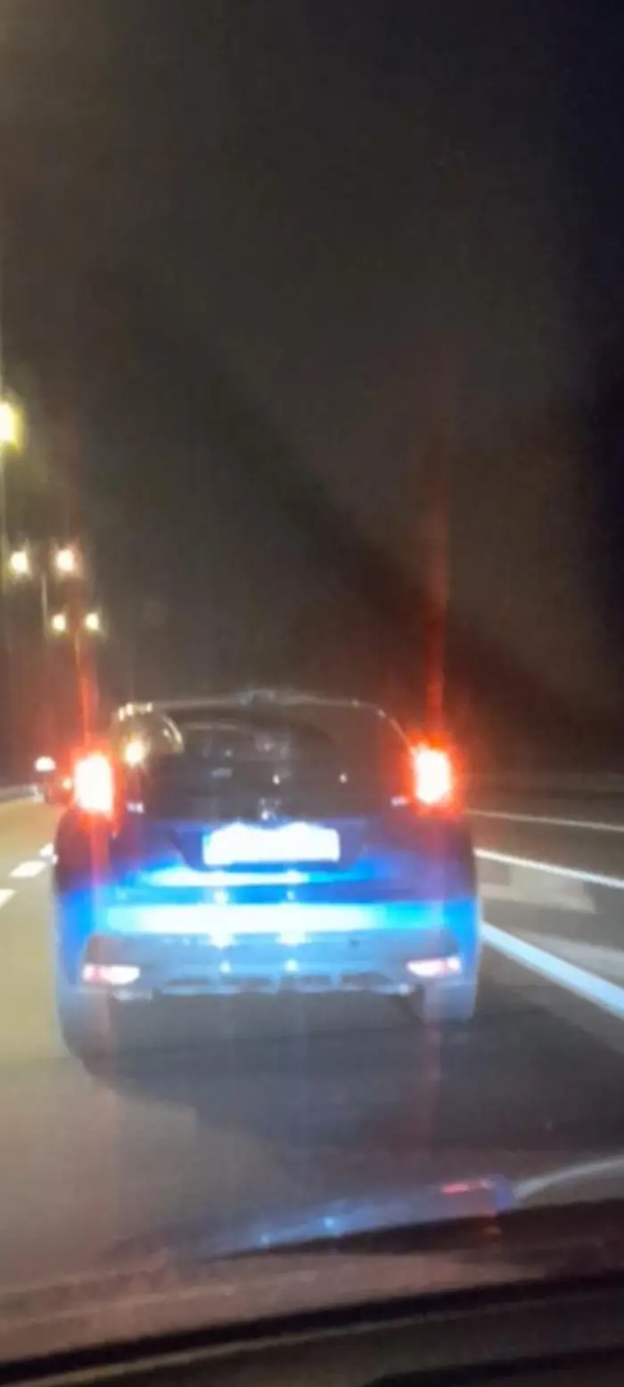 Nie blokuj lewego pasa cipo nie umiesz poruszać  się obwodnica to jedz przez miasto