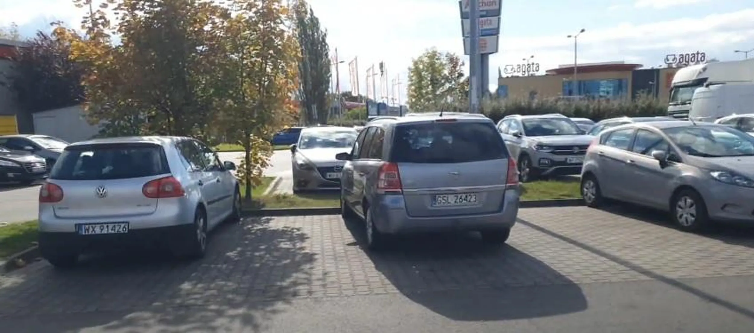 BRAWO ZA PARKOWANIE, TADEK TO TY ?