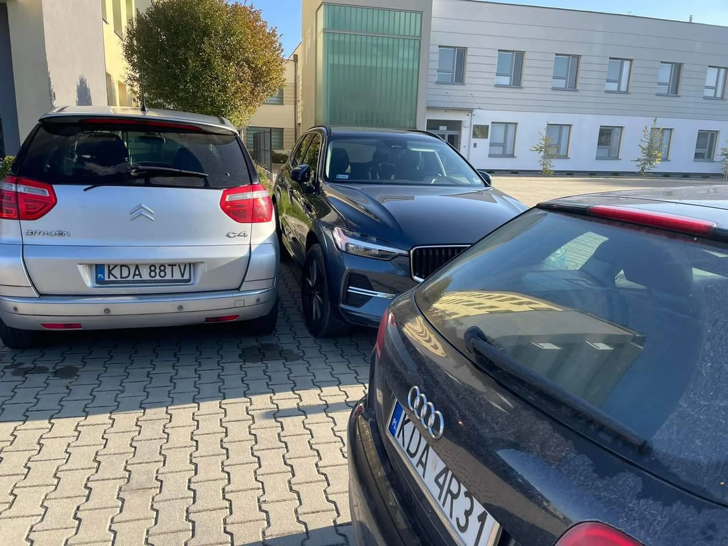 Stanie jak ciele i nie ma możliwości wyjechać.