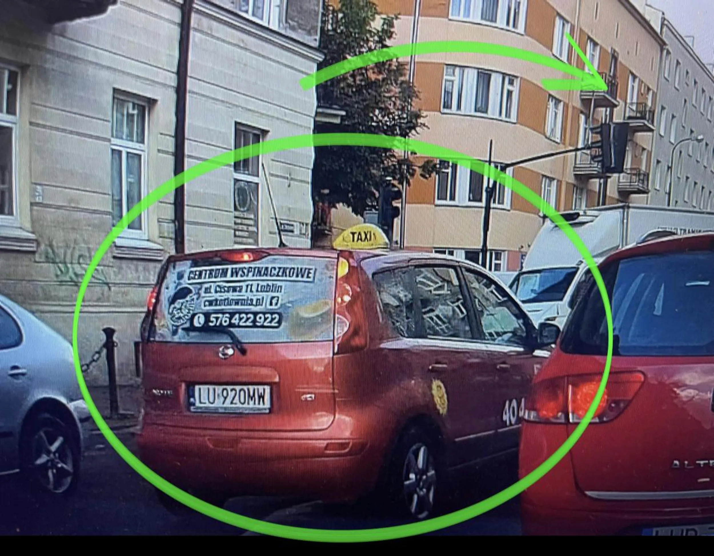 notoryczne łamanie przepisów przez tego taksówkarza Etaxi to już chyba standard. Uważajcie. Sprawa leci na stop cham.