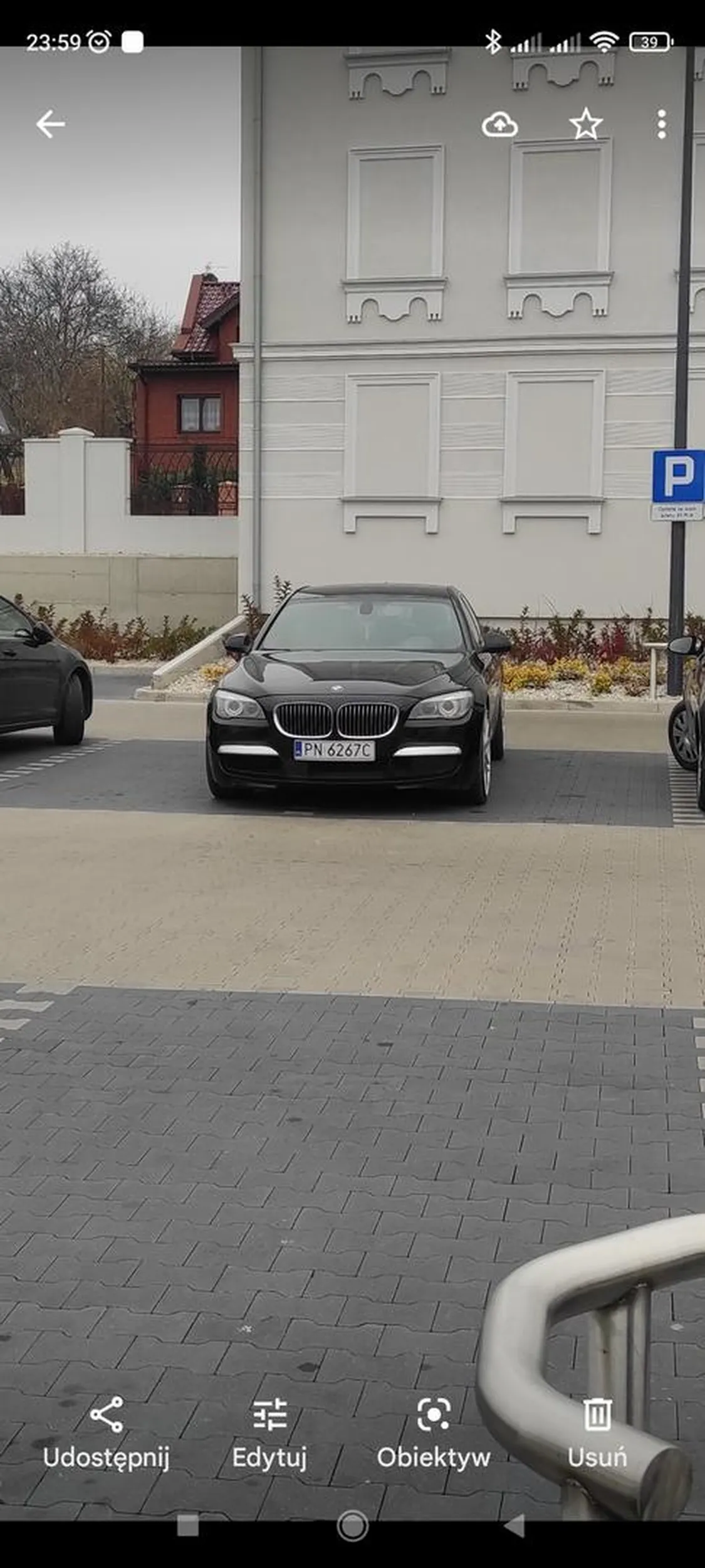 Panicz z wielkiego miasta. BMW niby niewinne auto ale w połączeniu z pajacami to wybuchowa mieszanka