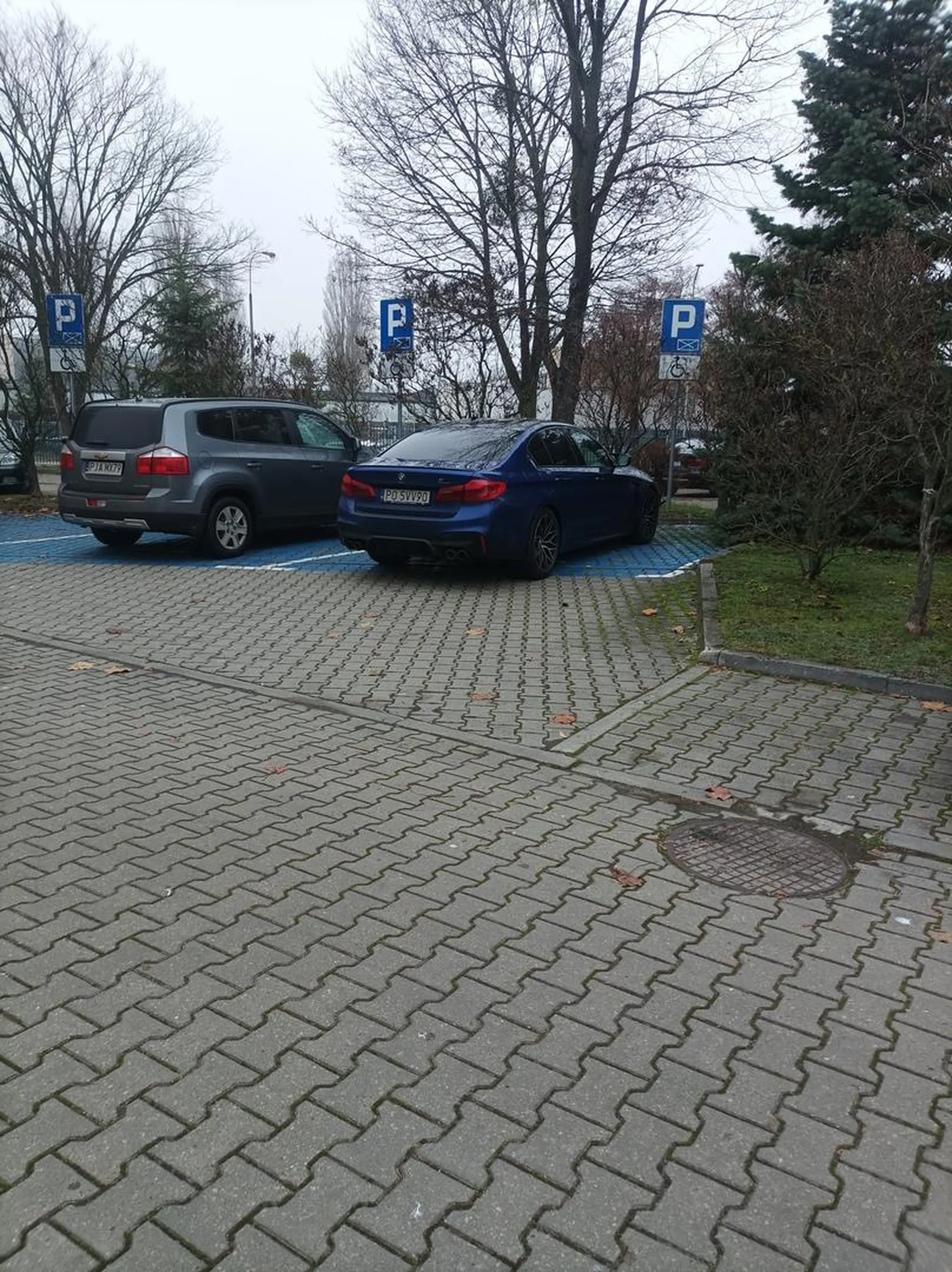 Znów mi inwalida zajęła miejsce