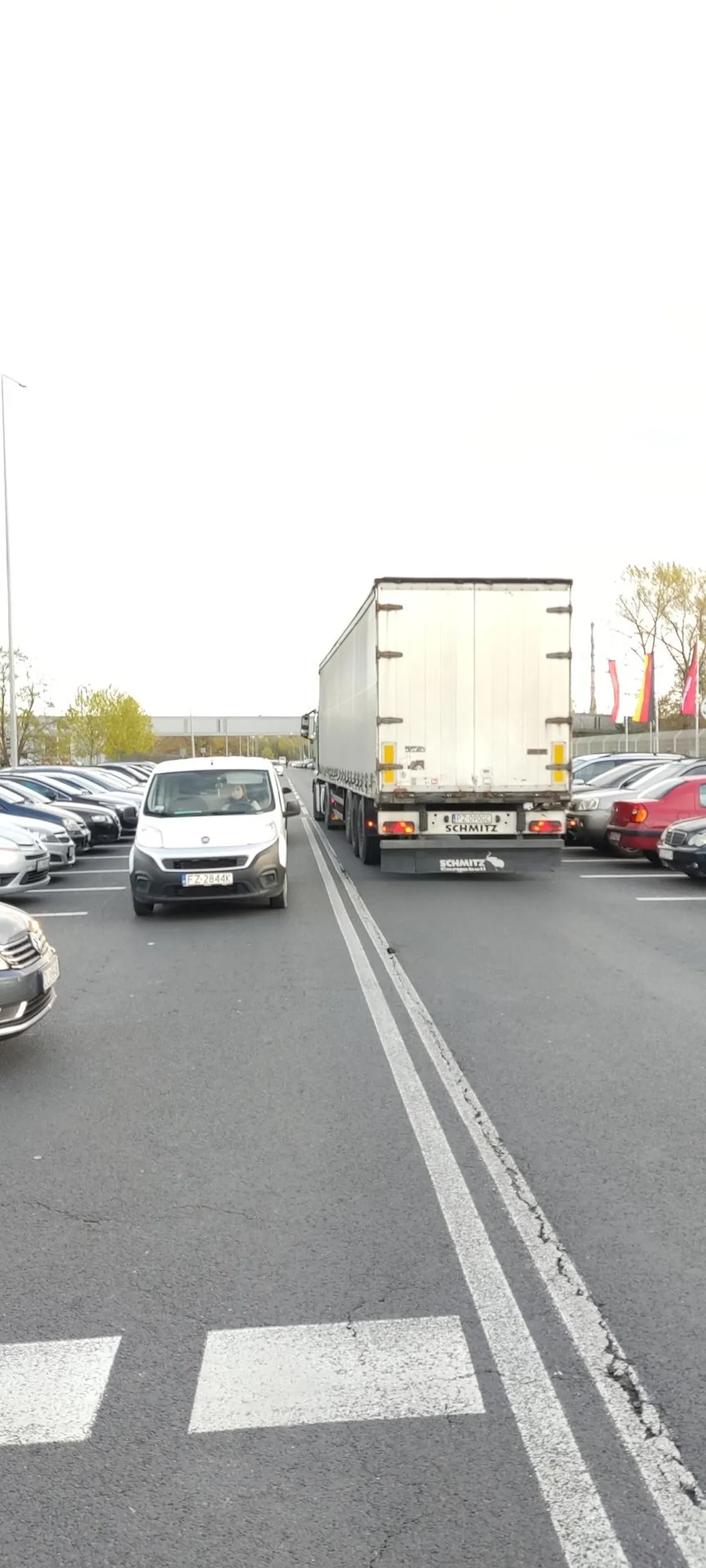 Nie ustapil pierwszeństwa pieszym na przejściu z premedytacją.