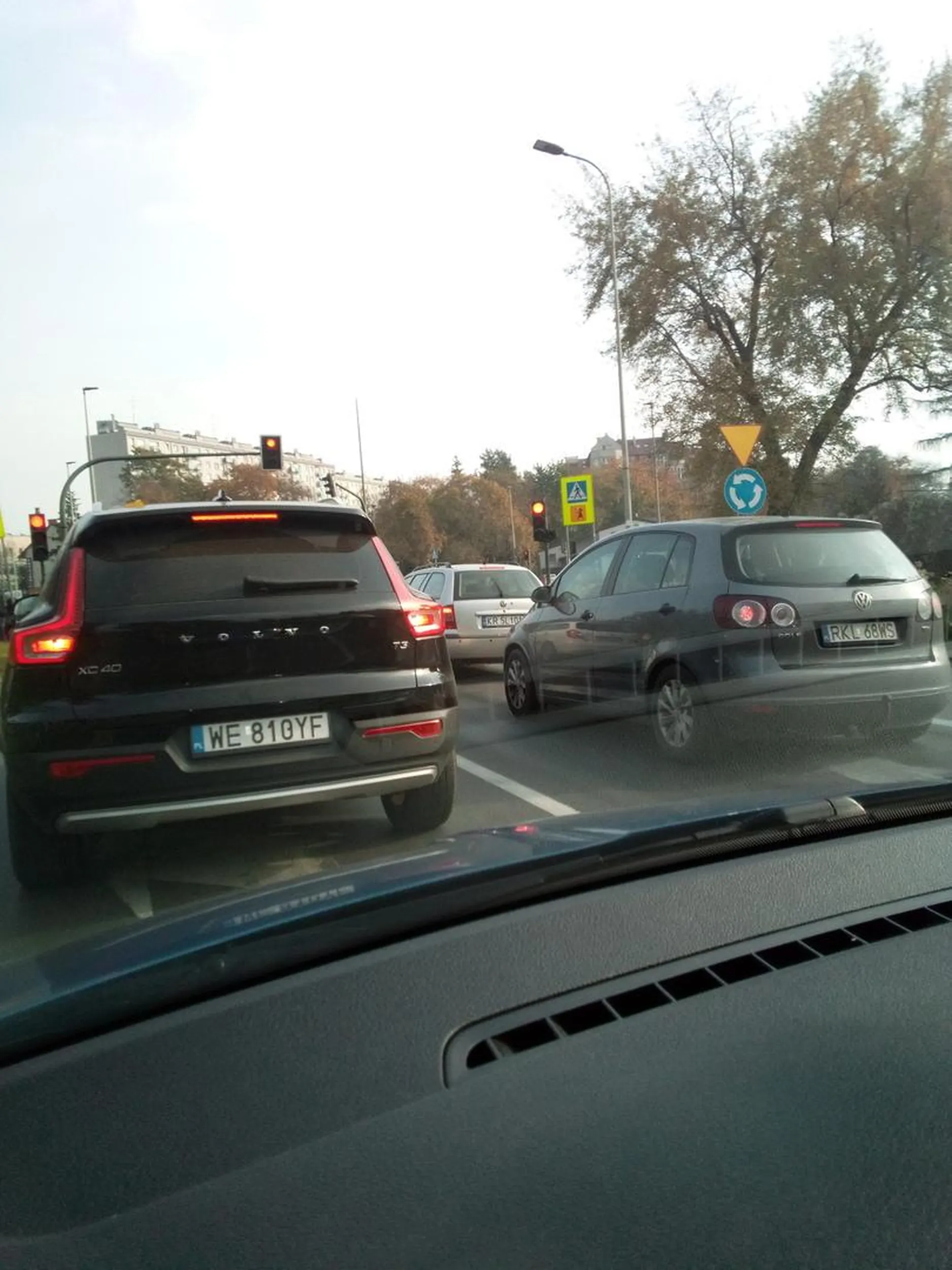 Kierowca wymusza pierwszeństwo