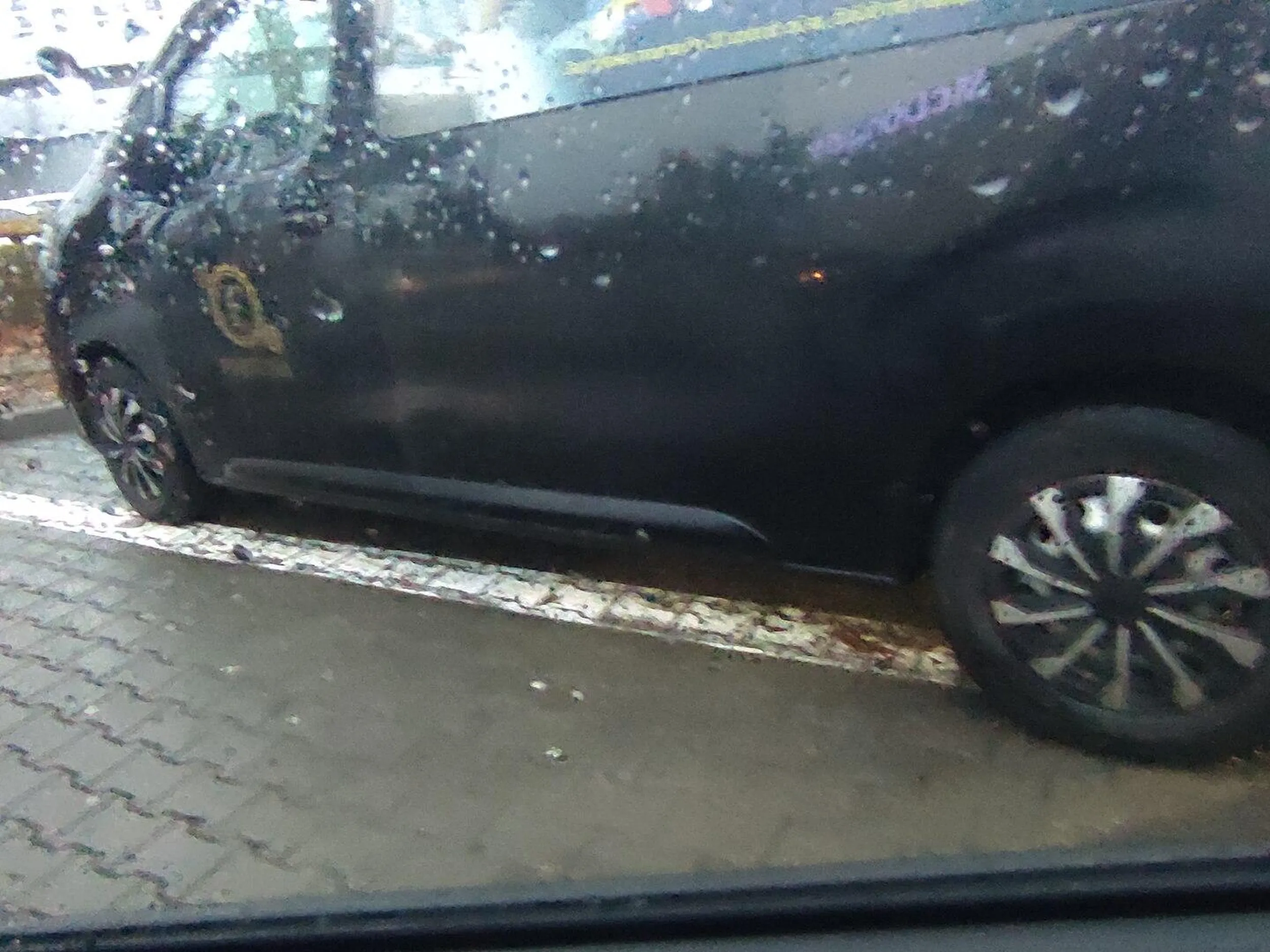 Widać że kierowca doświadczony zapewnił nam zastrzyk emocji przy wyjeżdżaniu ?