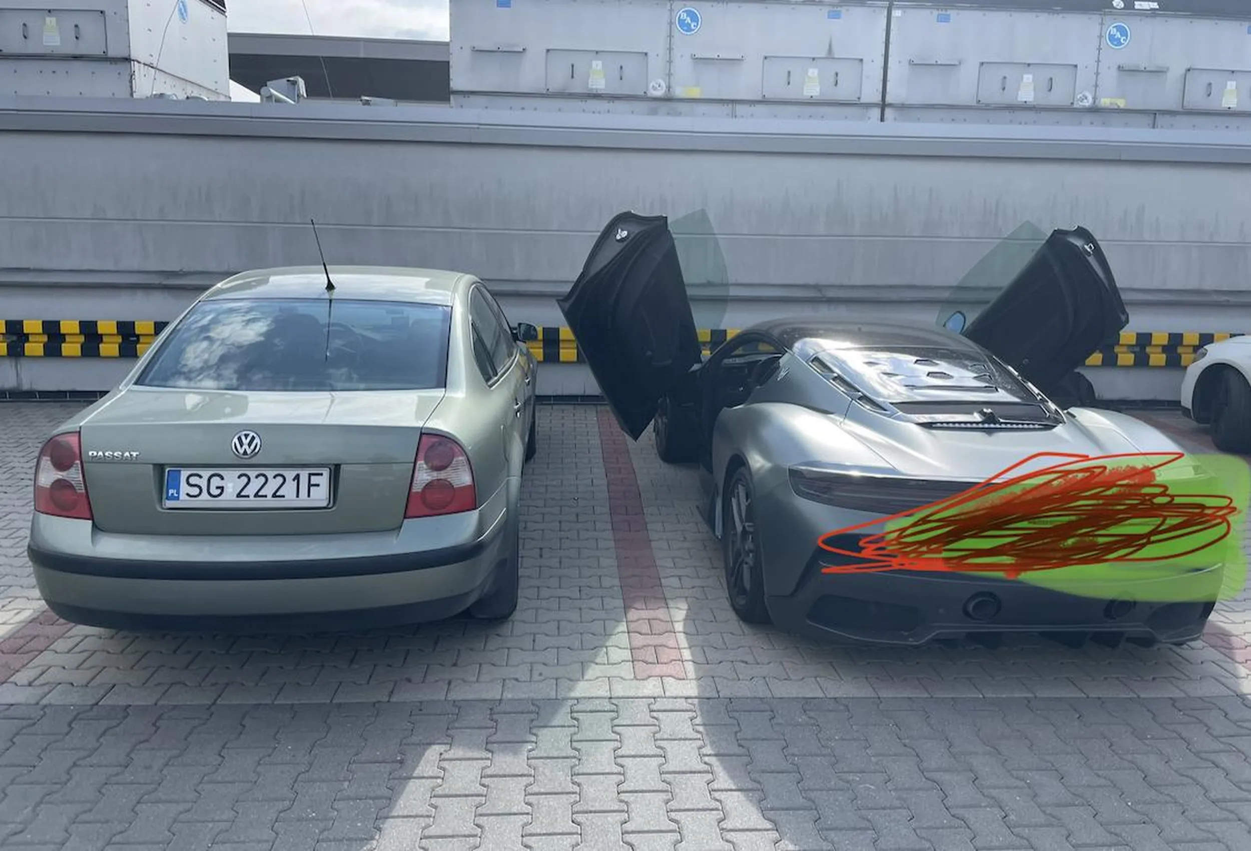 Nie pozdrawiam otwierałem maserati mc20 i zaczął się pruć