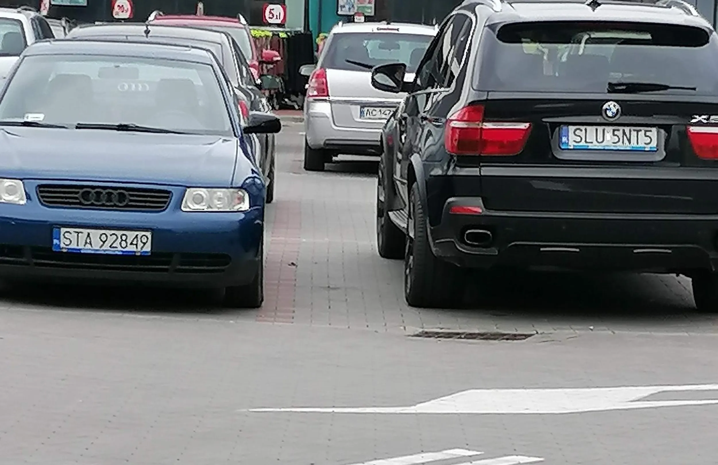 Gratulacje świetnego zaparkowania ?