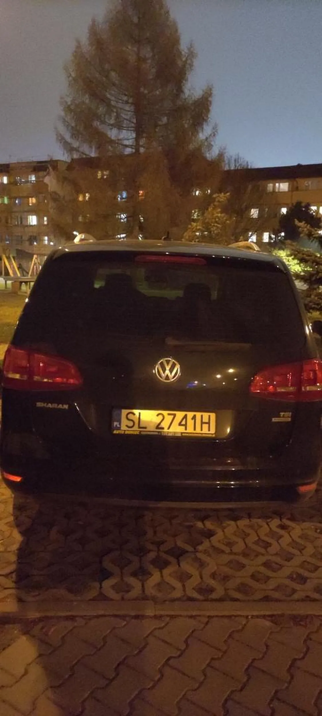 Nie pozdrawiam kobiety która prawie potrąciła pieszego na pasach po czym uciekła.