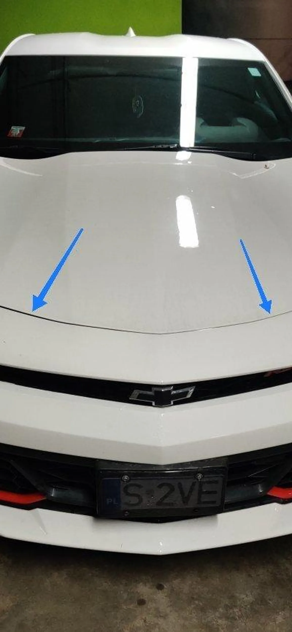 wykopek z pobitym i zle zlozonym gratem z usa z mala rejestracja. Na dodatek chroni tablice przed policja xD