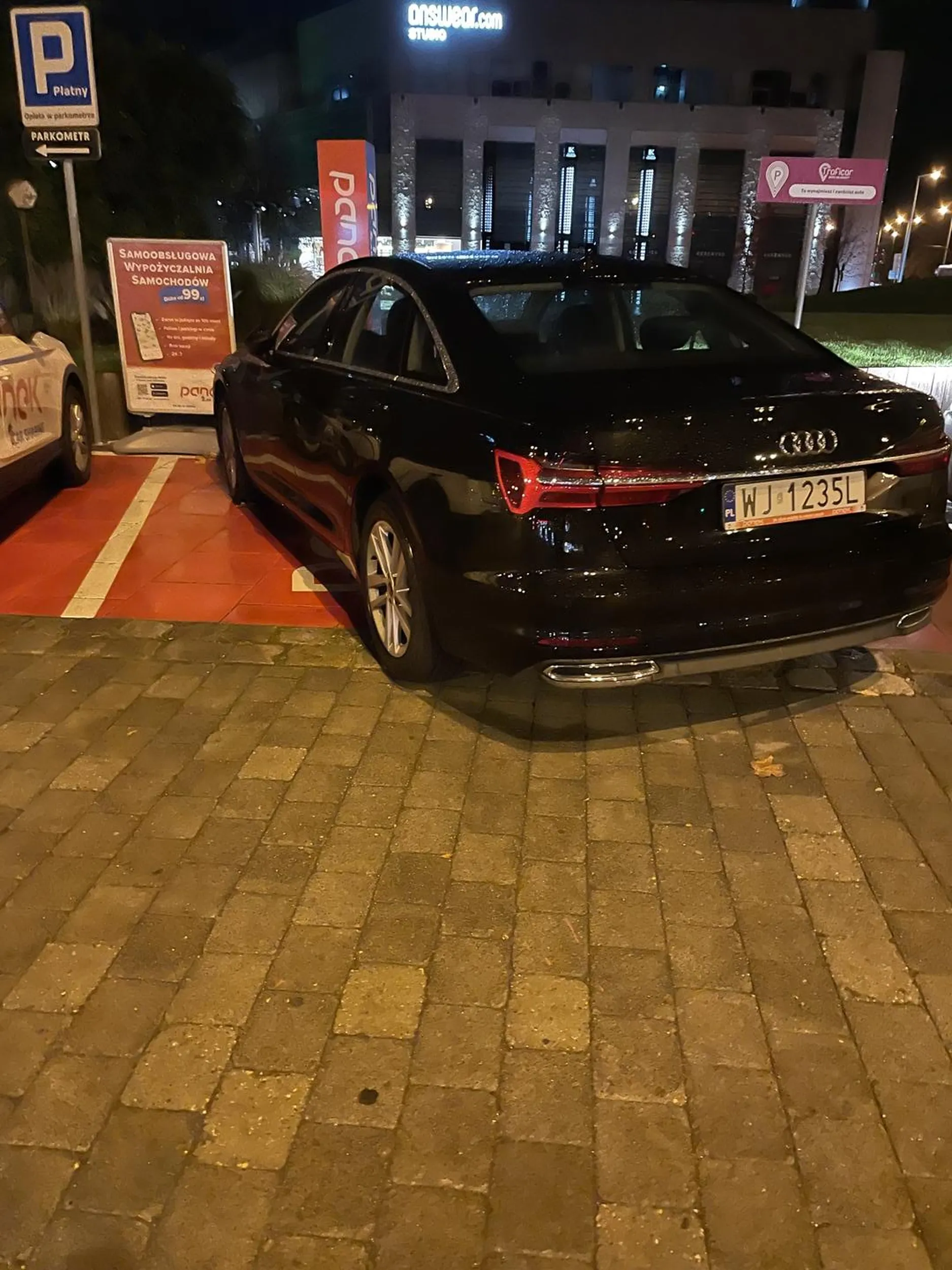 W pizde se klaśnij z takim parkowaniem