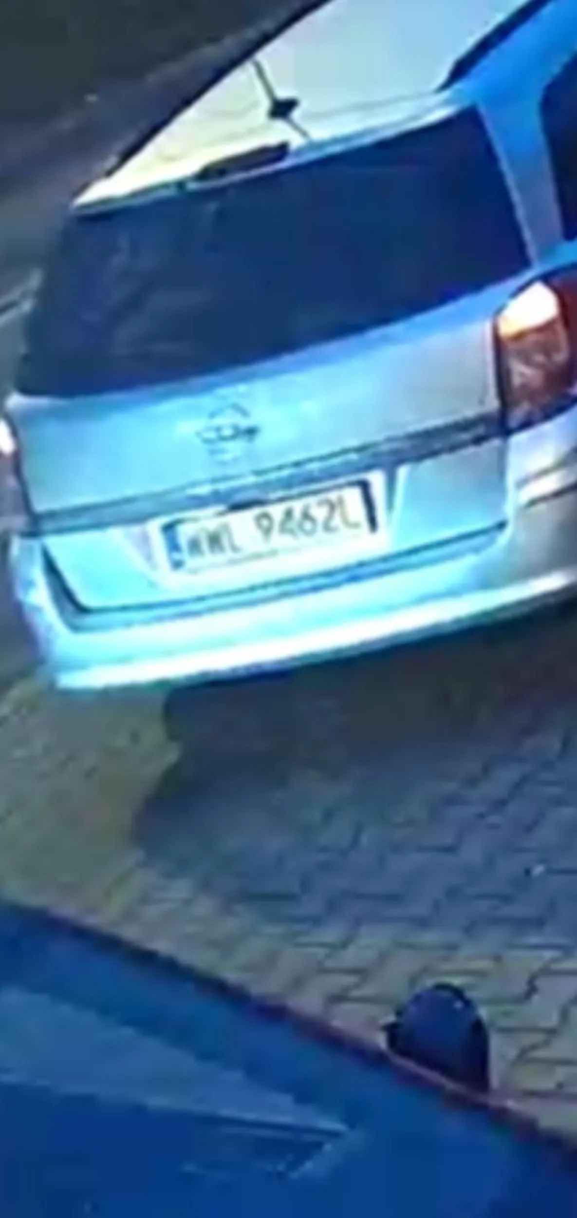 Dziś to samo na Białołęce, mamy nagranie na starego. Sprawa na Policji.