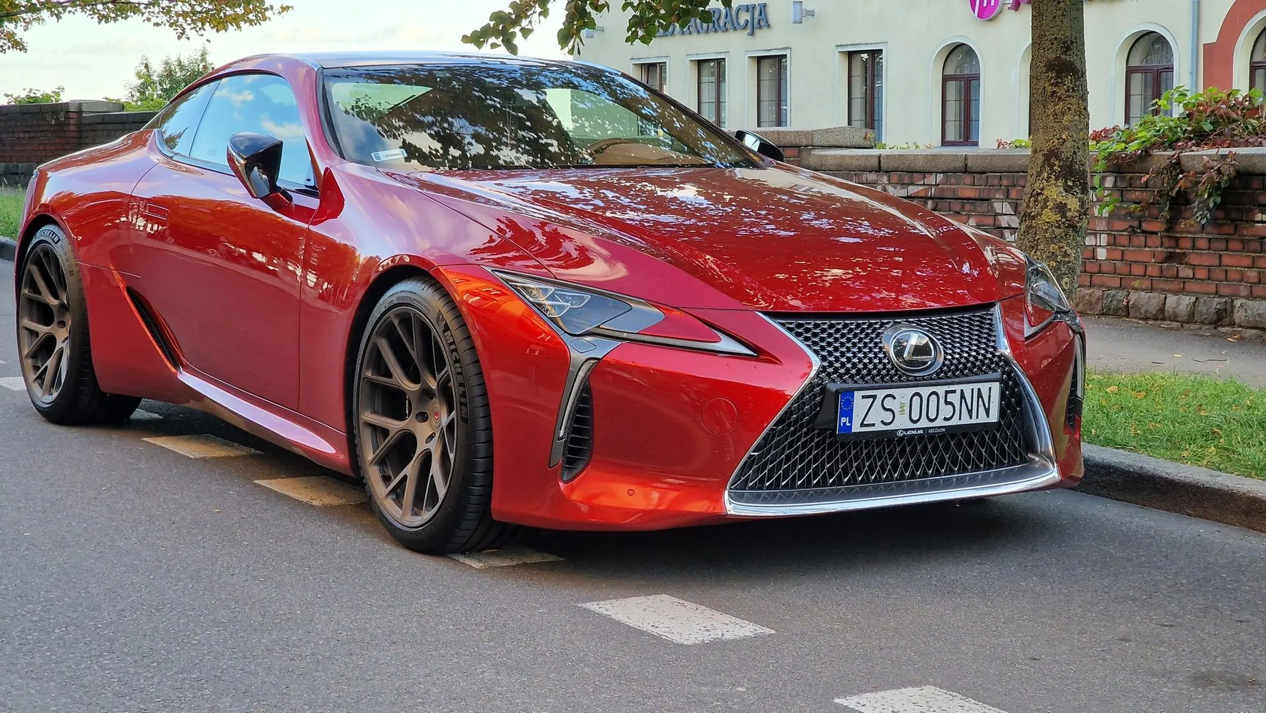 PIĘKNY MA PAN/PANI SAMOCHÓD