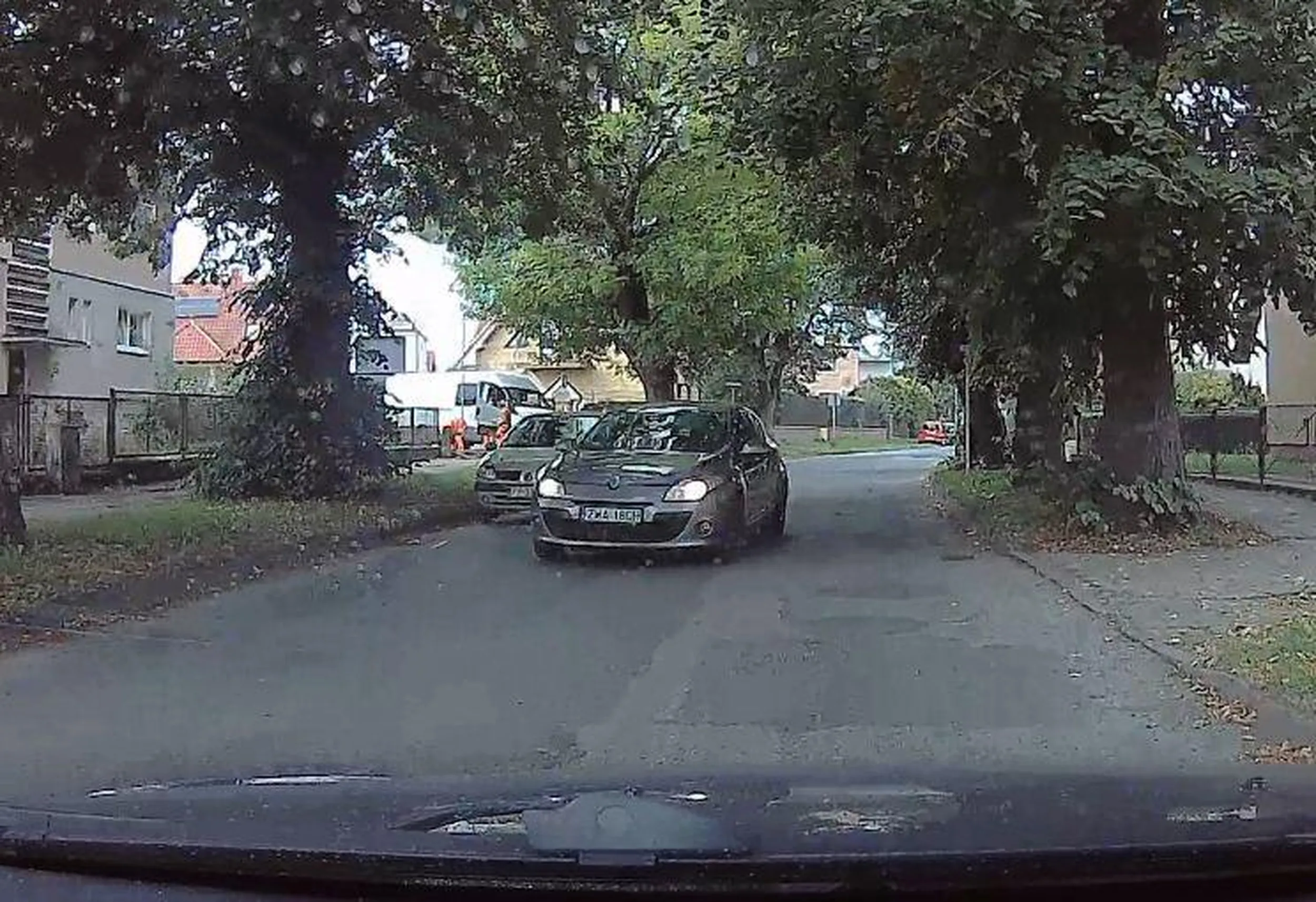 A gdybym tak na sekundę odjął oczy w bok? Byłoby BUM!