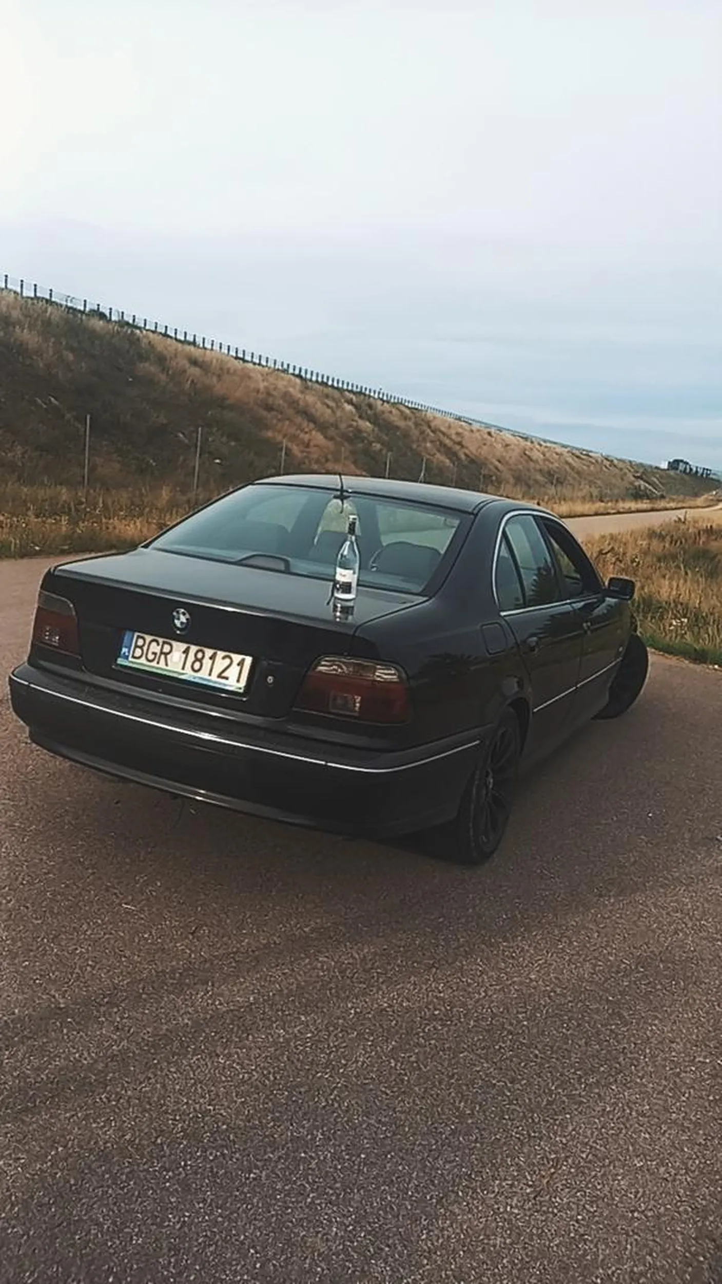 Dobry samochód był , Flaki do pleców kleił :0