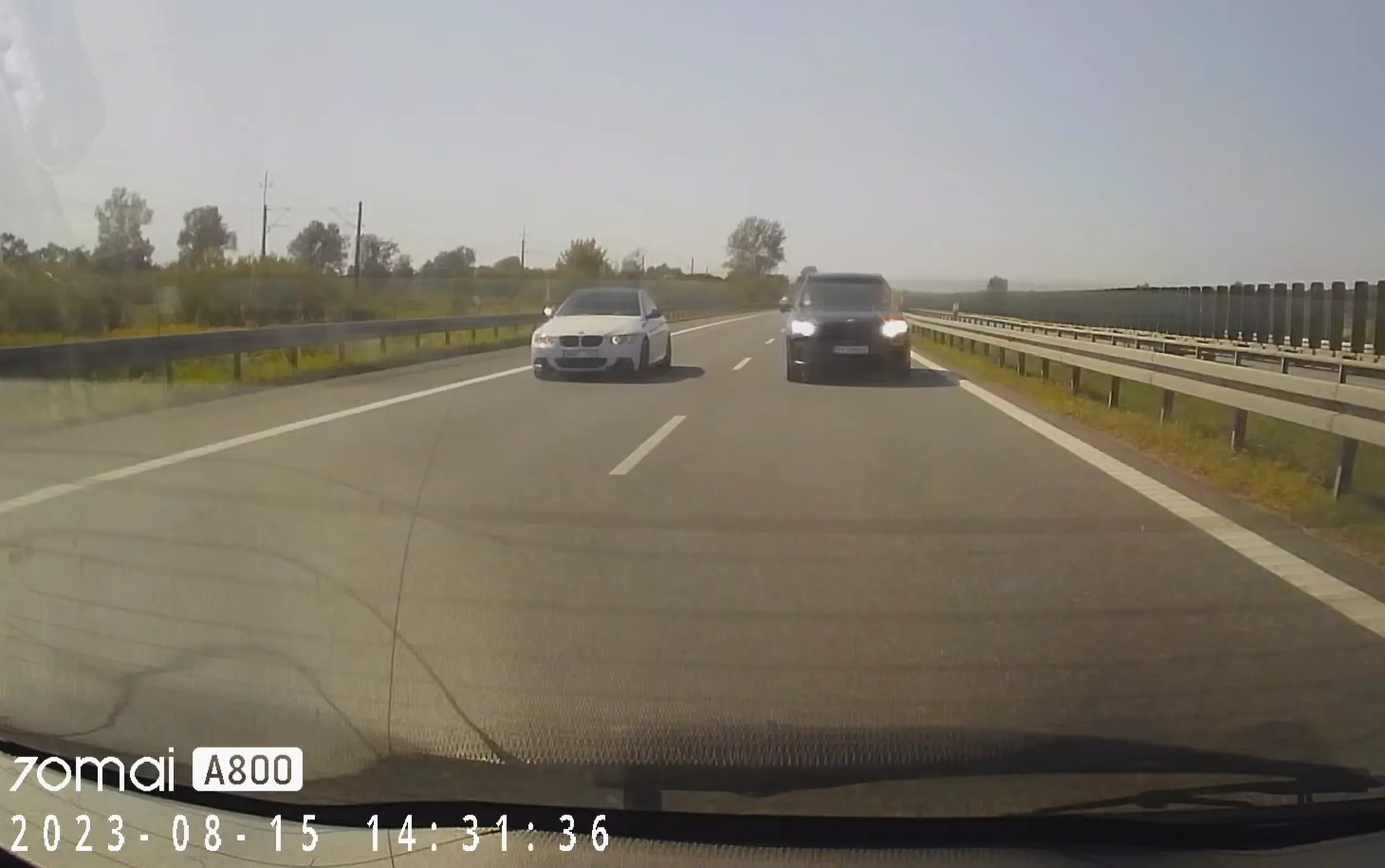 Mistrz lewego pasa Spycha wszystkich co jada wolniej od niego. Ćwok