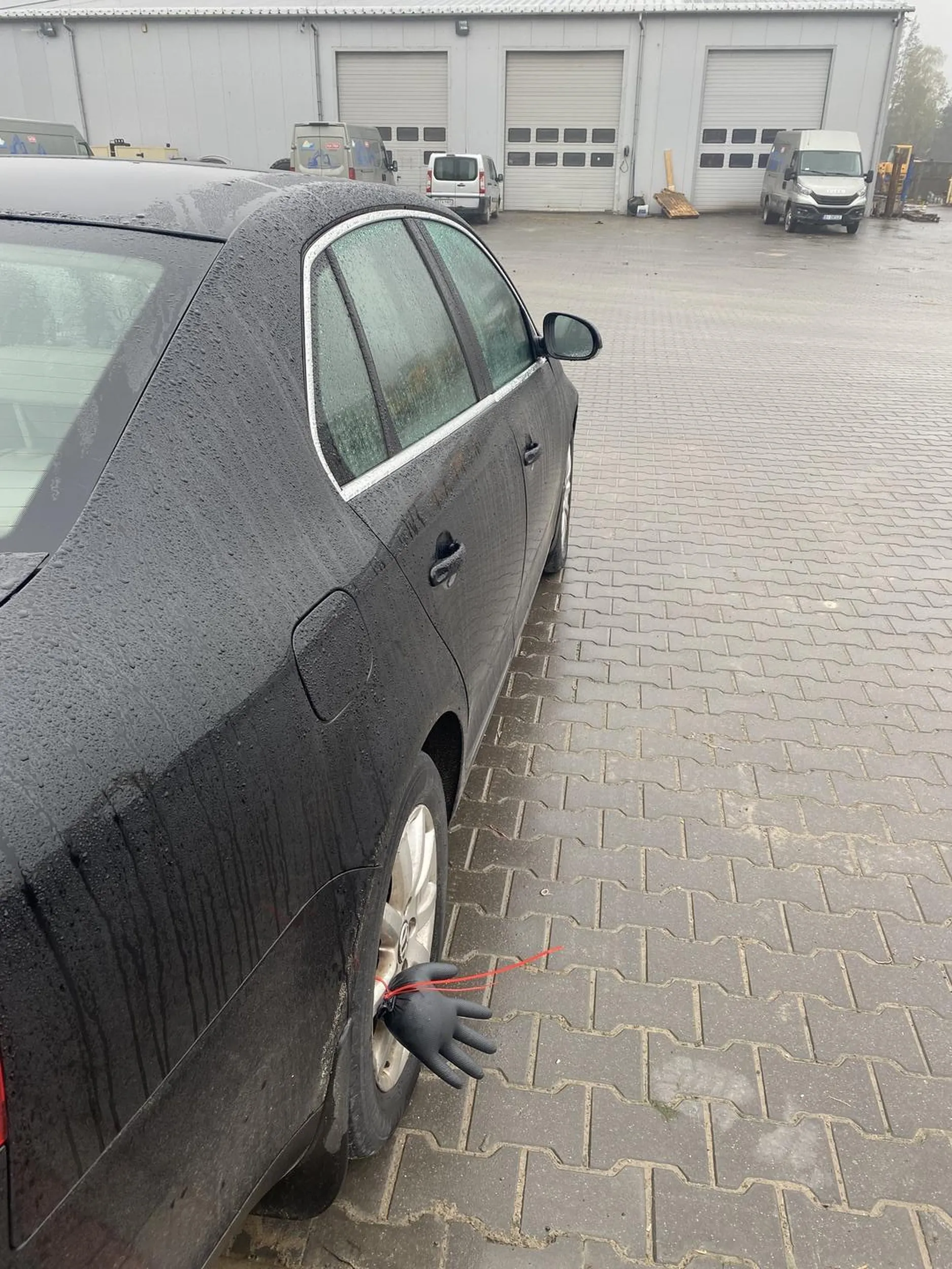 naucz się parkować fetniaku bo następnym razem Cię przetrące