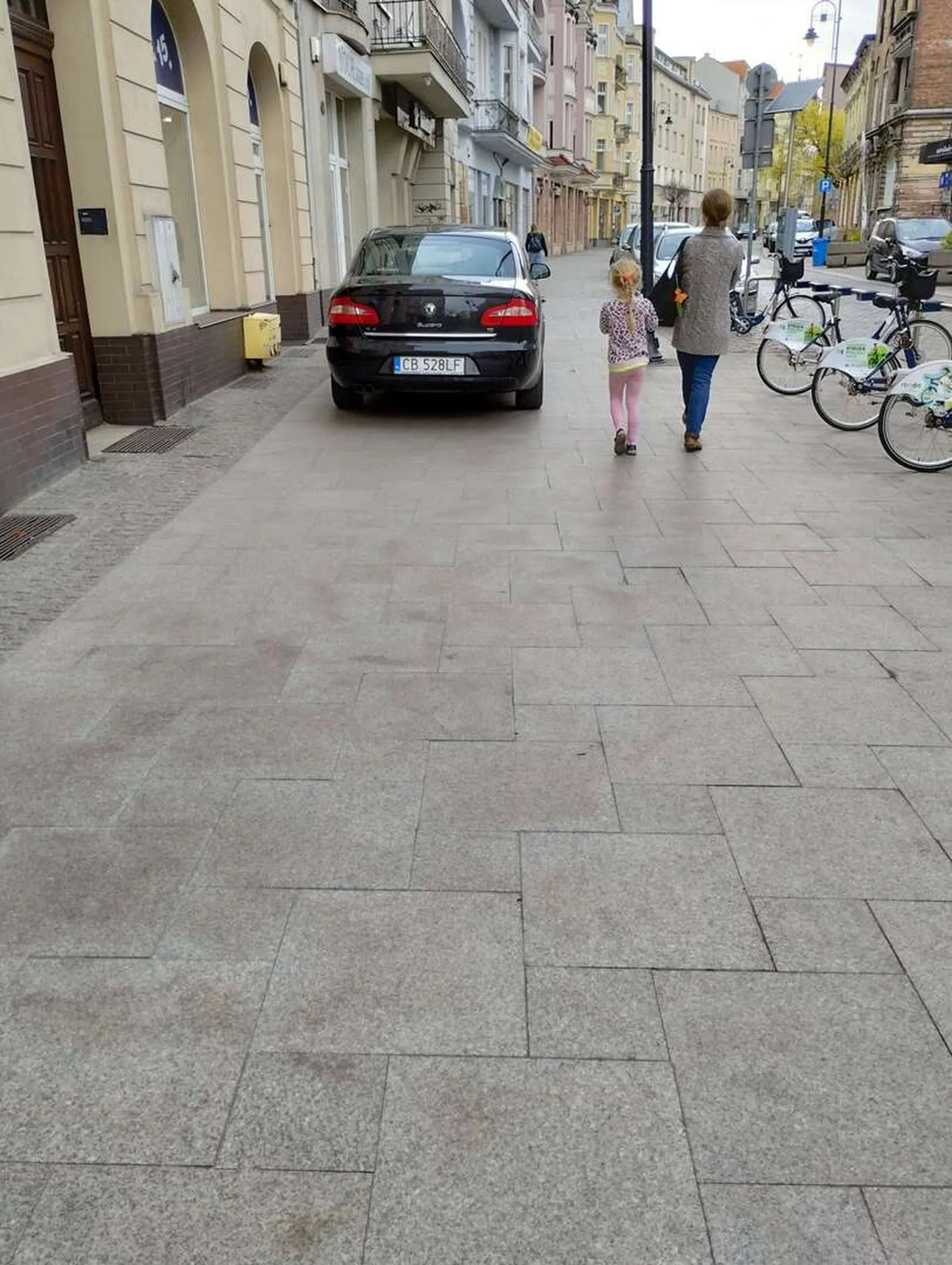 tradycyjne parkowanie "tylko na 5 min"?